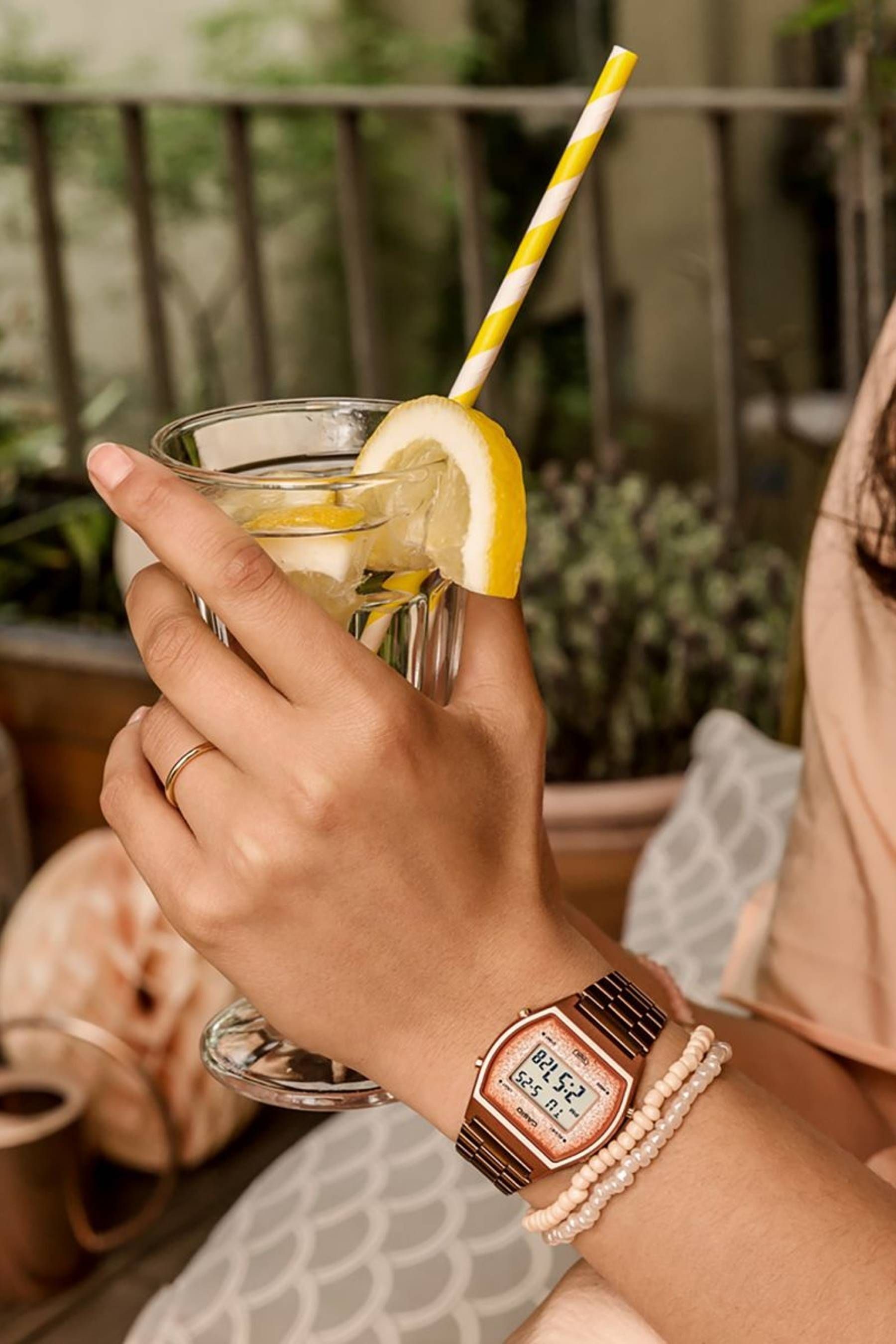 Rose casio discount