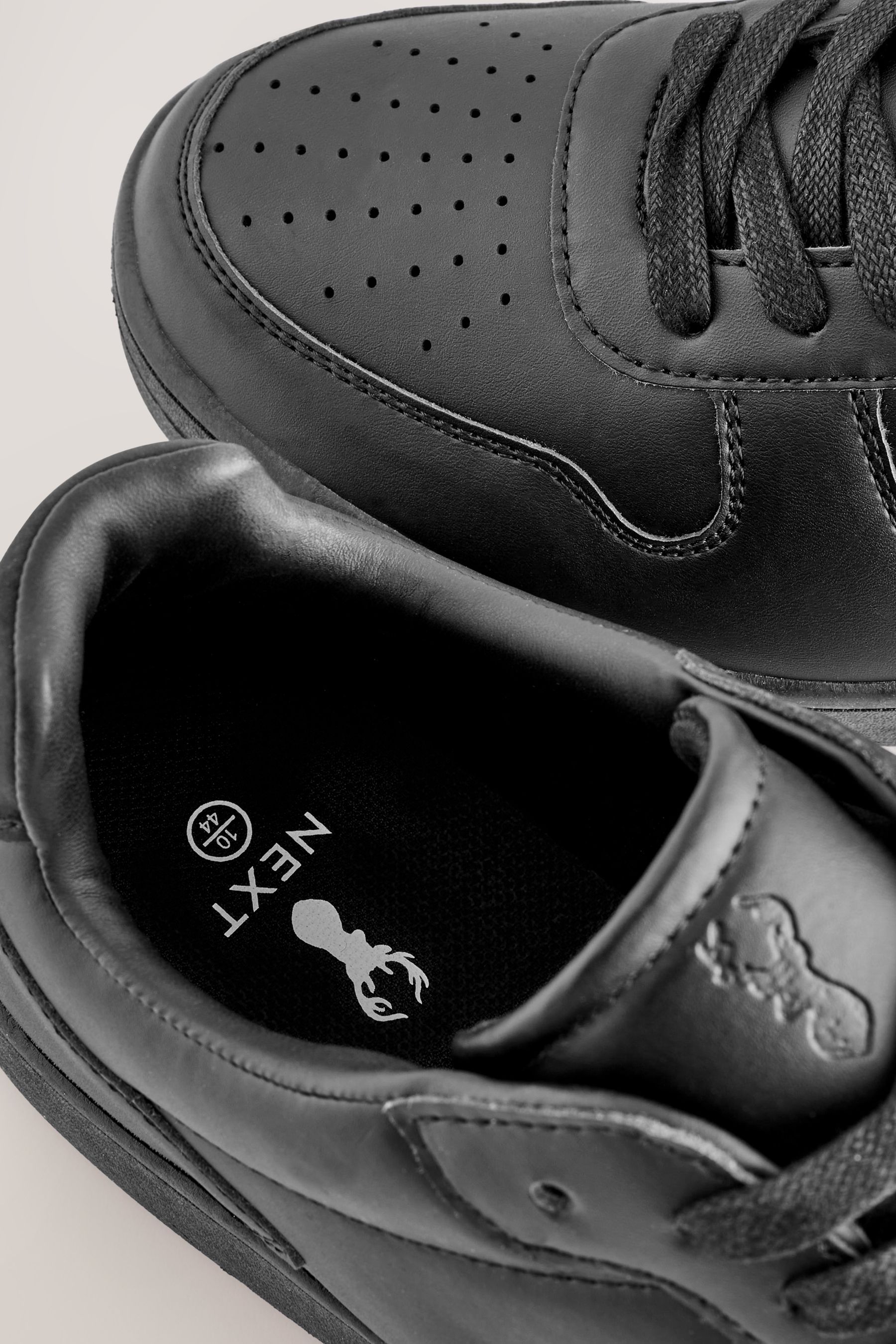 Black Smart Trainers
