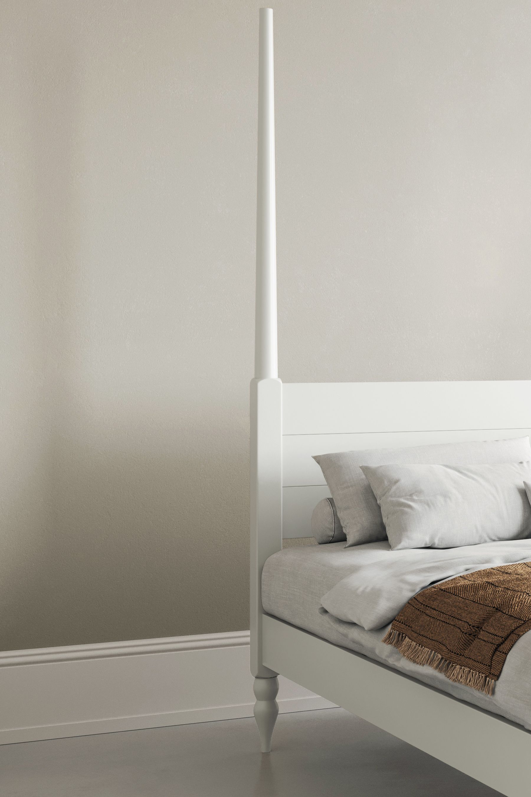 Get Laid Beds White Moroccan Four Poster Turned Leg Bed