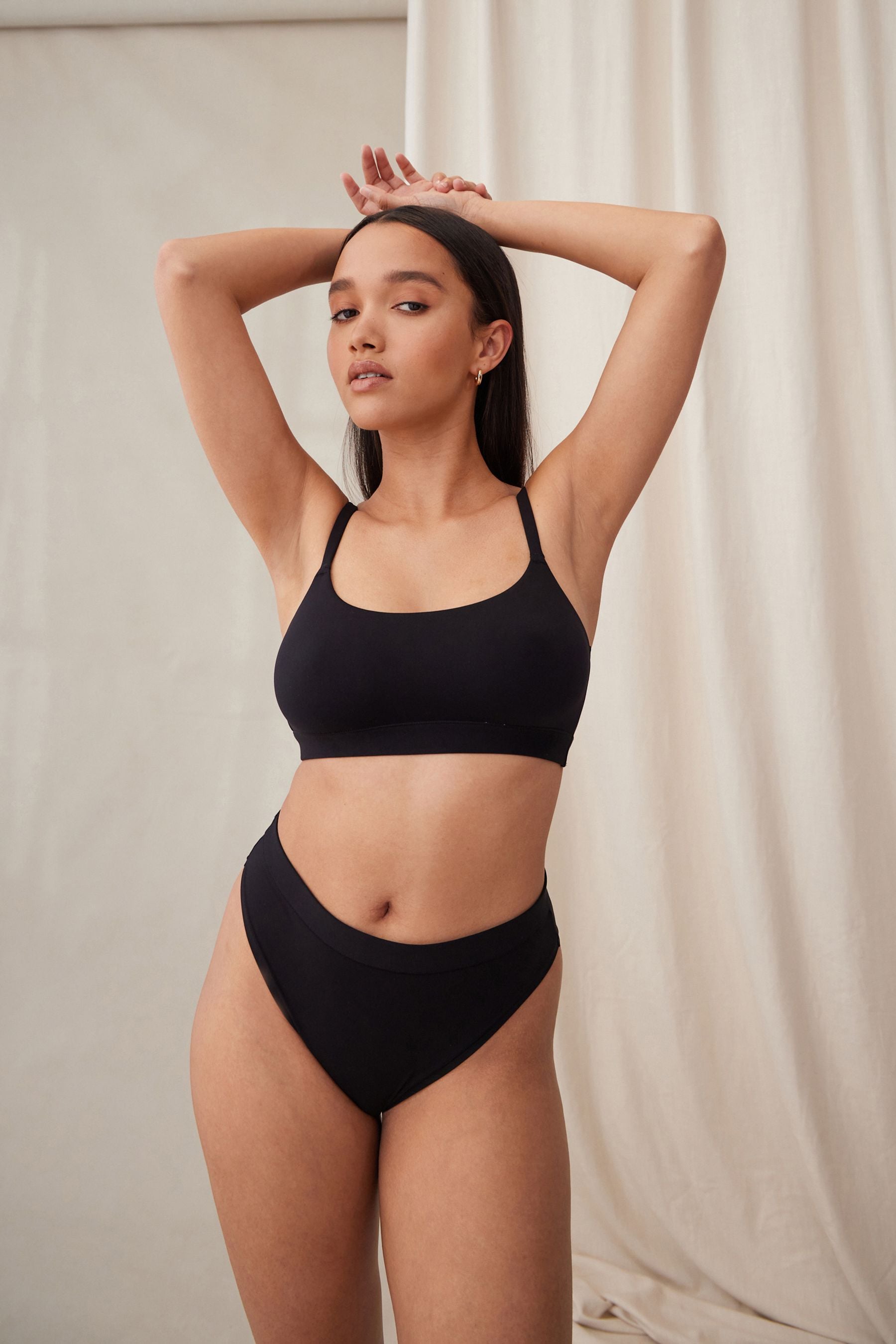 Black wired deals bralette
