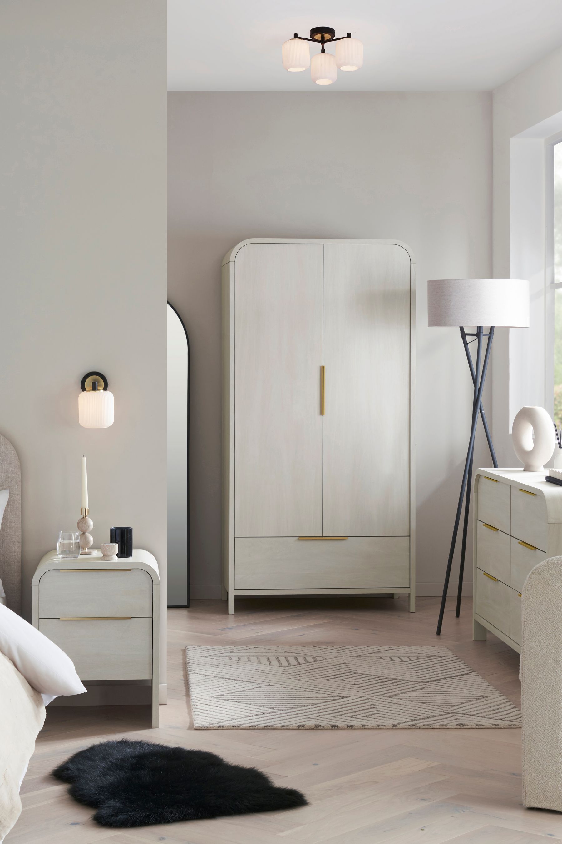 Ryker hotsell white sofa