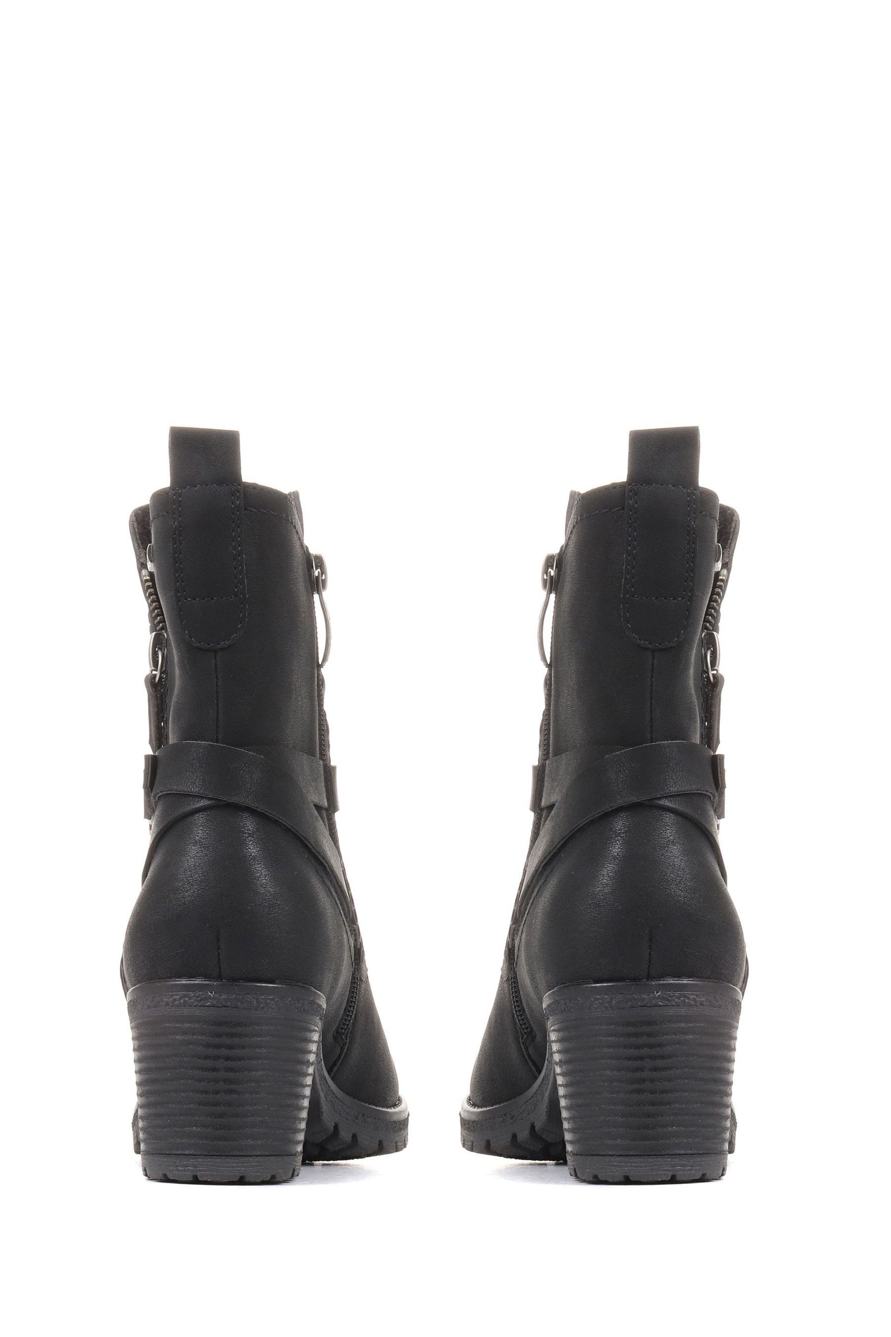 Heeled biker shop boots uk