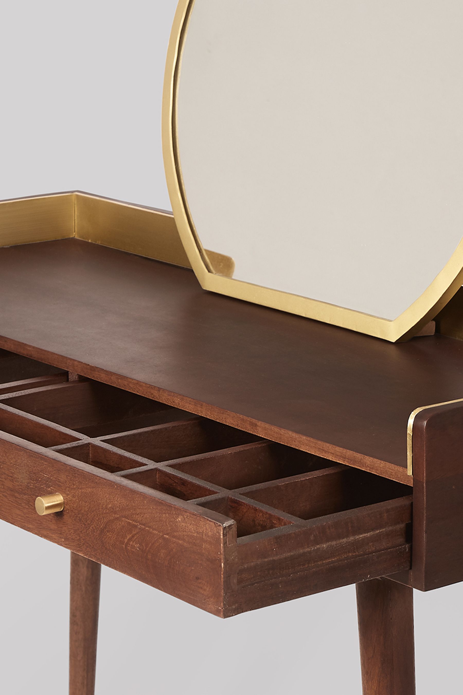 Fresco clearance dressing table