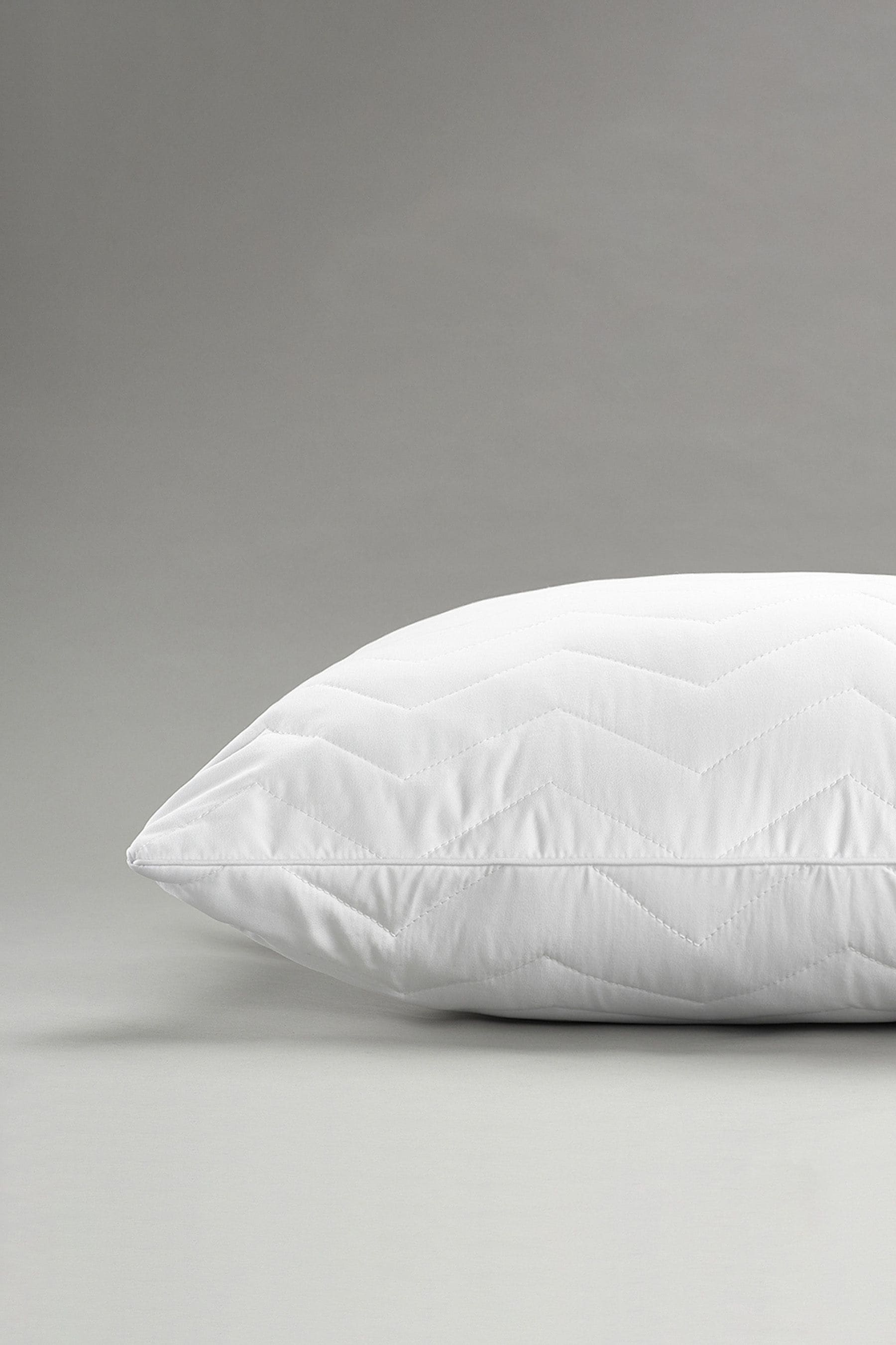Slumberdown luxury soft sales pillows