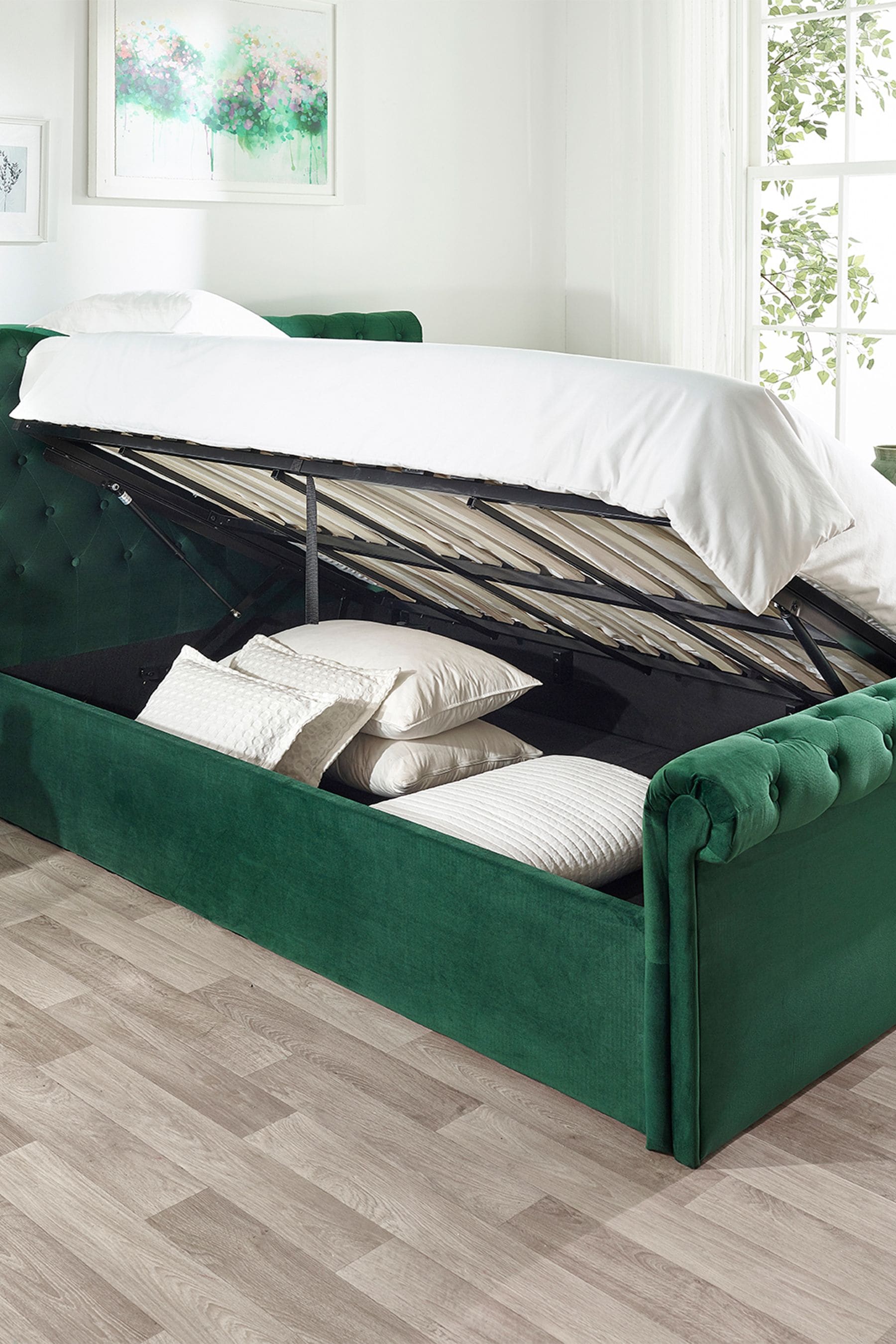 Aspire Furniture Emerald Green Chesterfield Storage Ottoman Bed