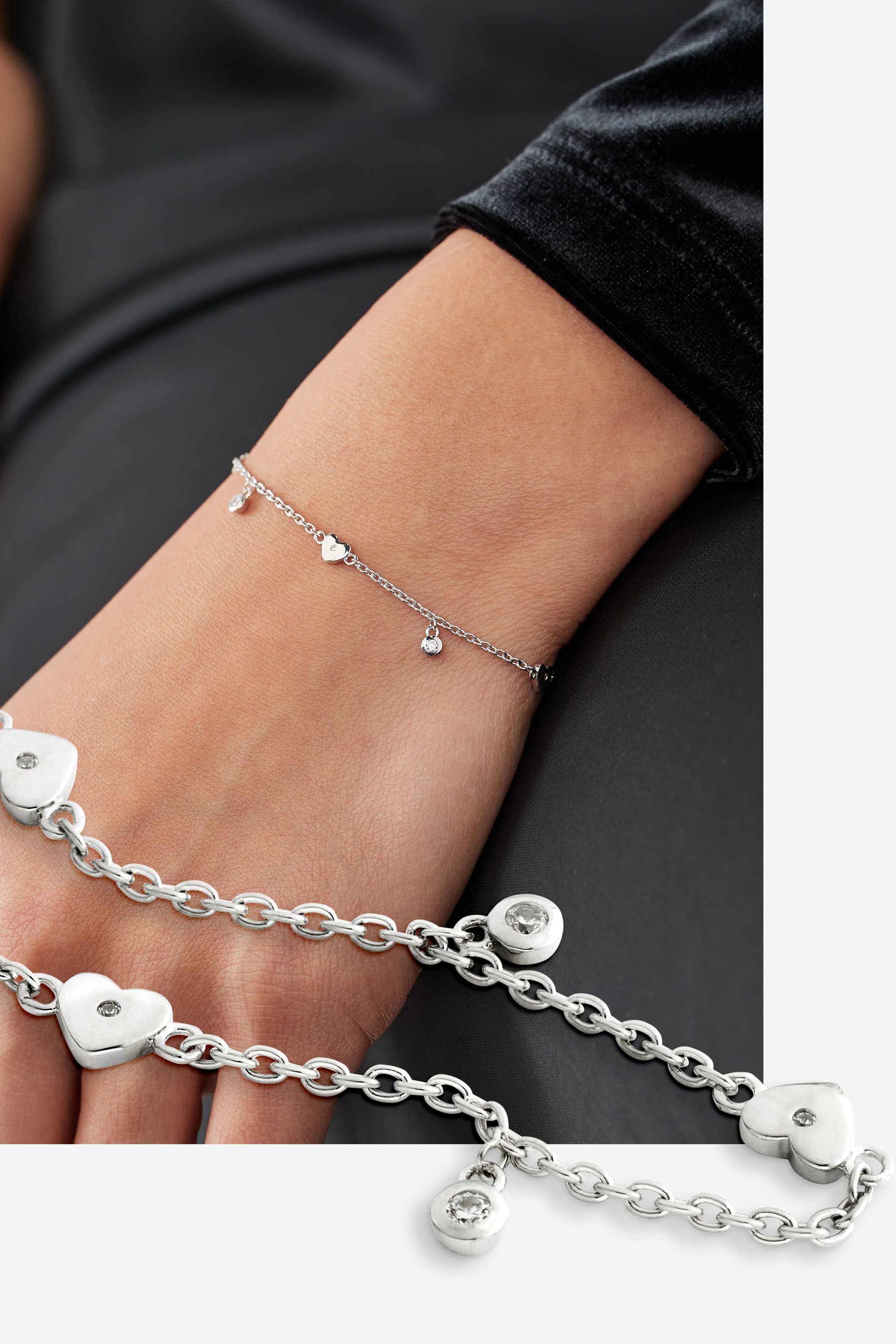 Chain bracelet with heart best sale