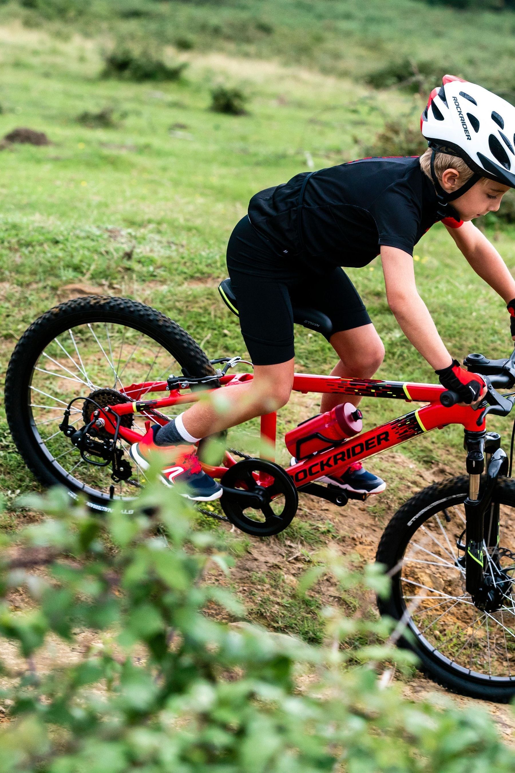 Buy Decathlon Kids Red 20 Inch Rockrider St 900 Mountain Bike from