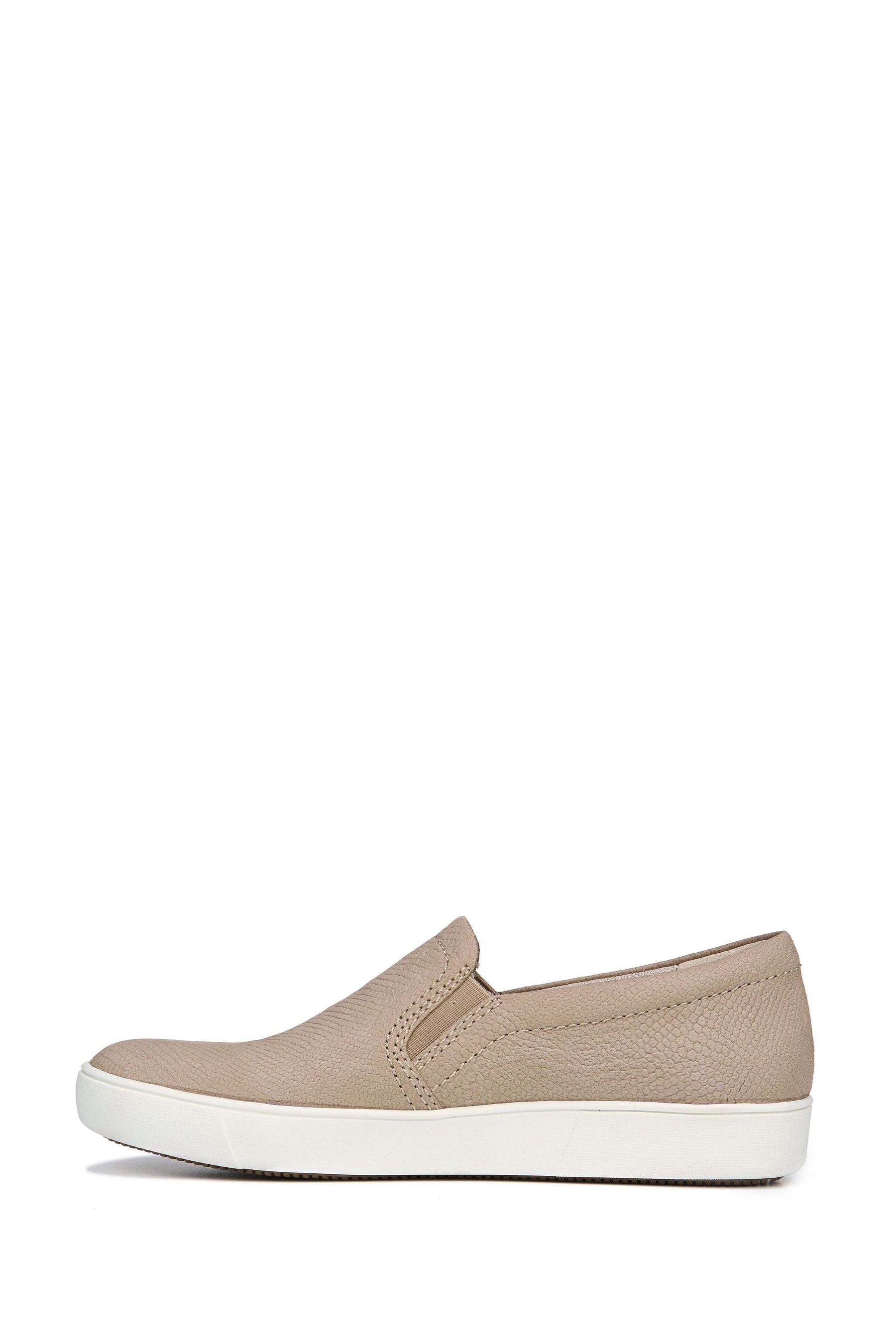 Naturalizer shop slip on