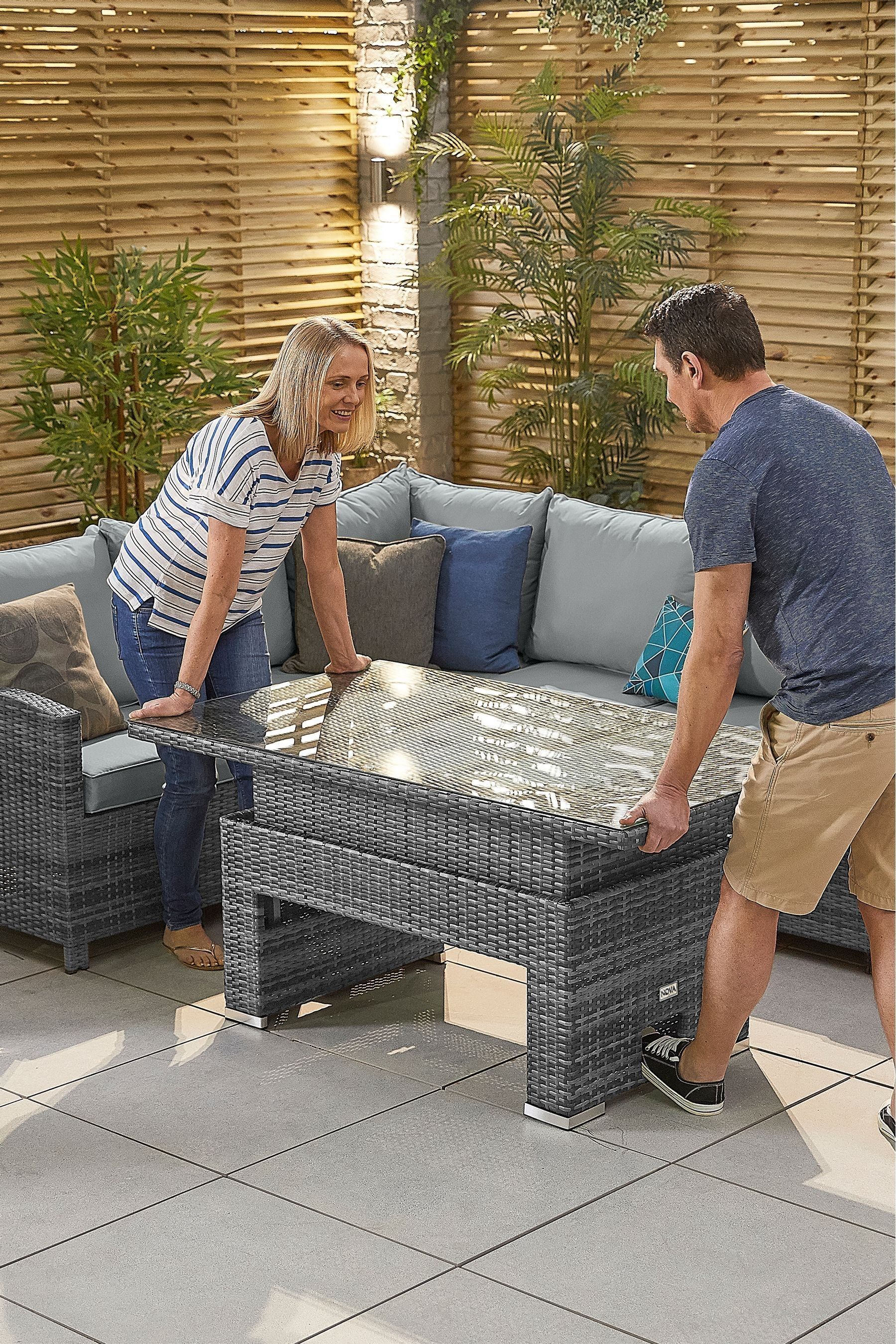 Cambridge rattan top corner sofa