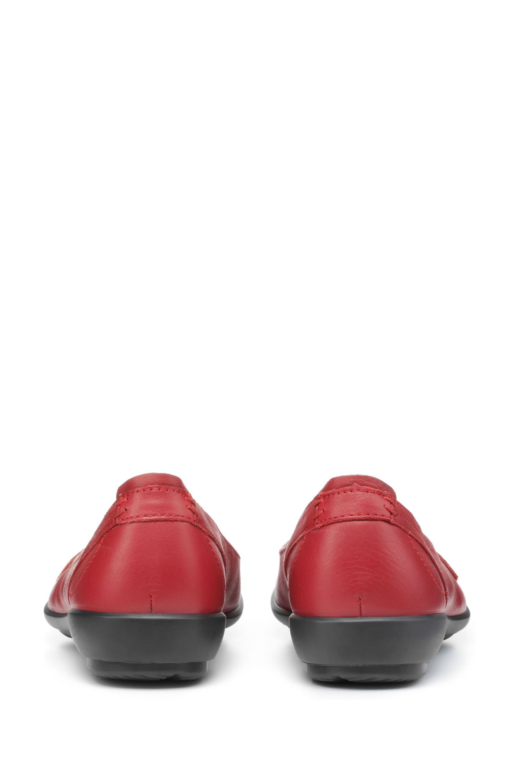 Red hotter shoes 2025