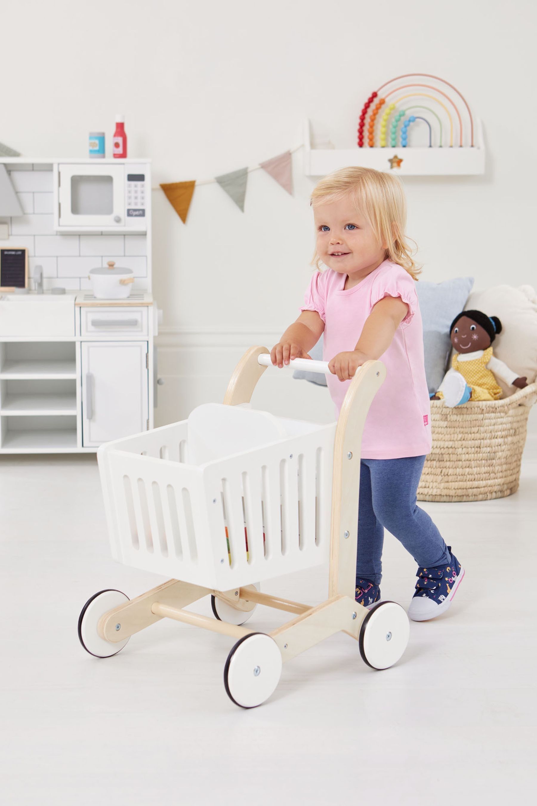 Wooden shop baby trolley