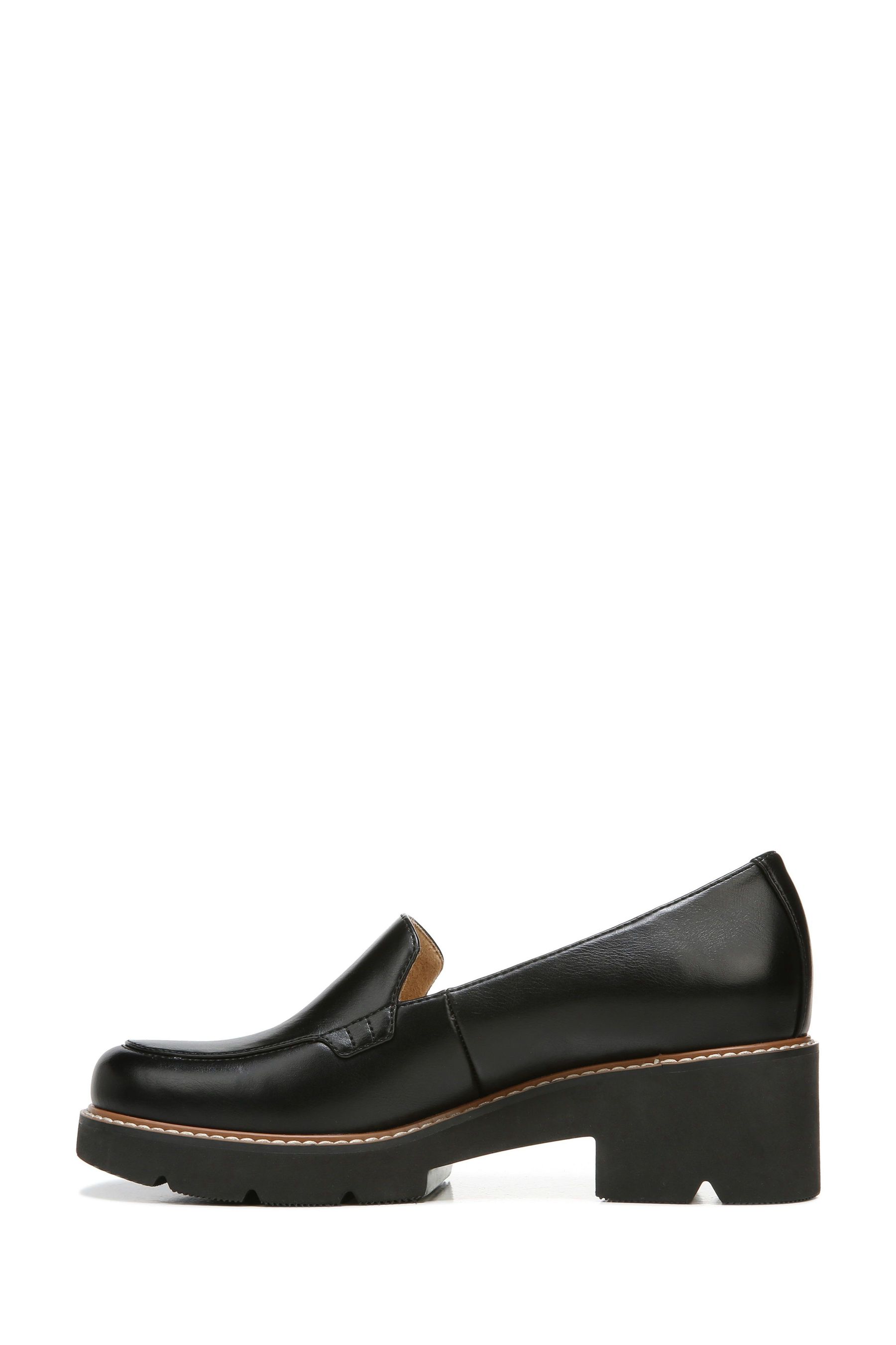 Naturalizer black slip hotsell on