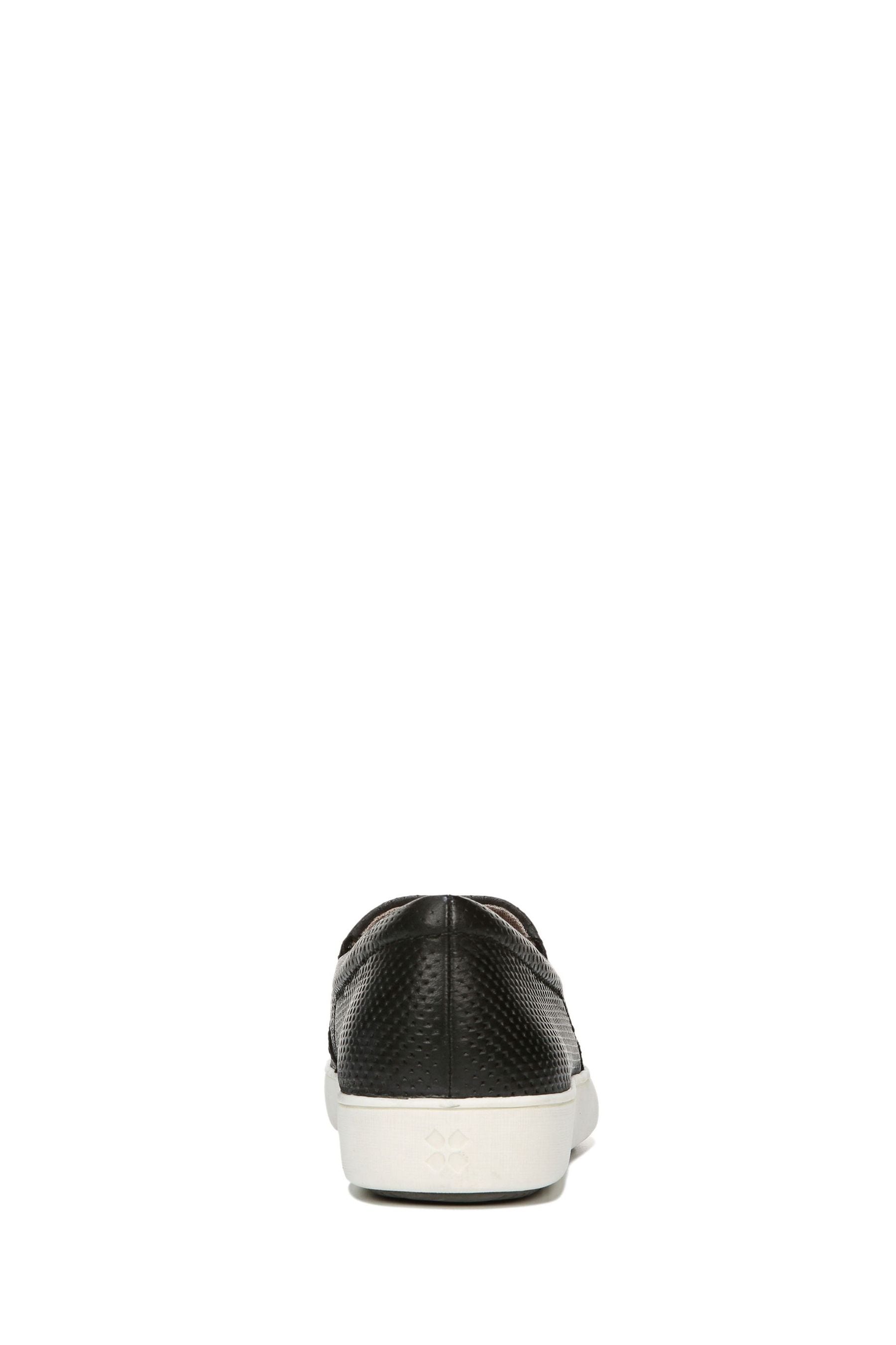 Naturalizer black 2025 slip on sneakers