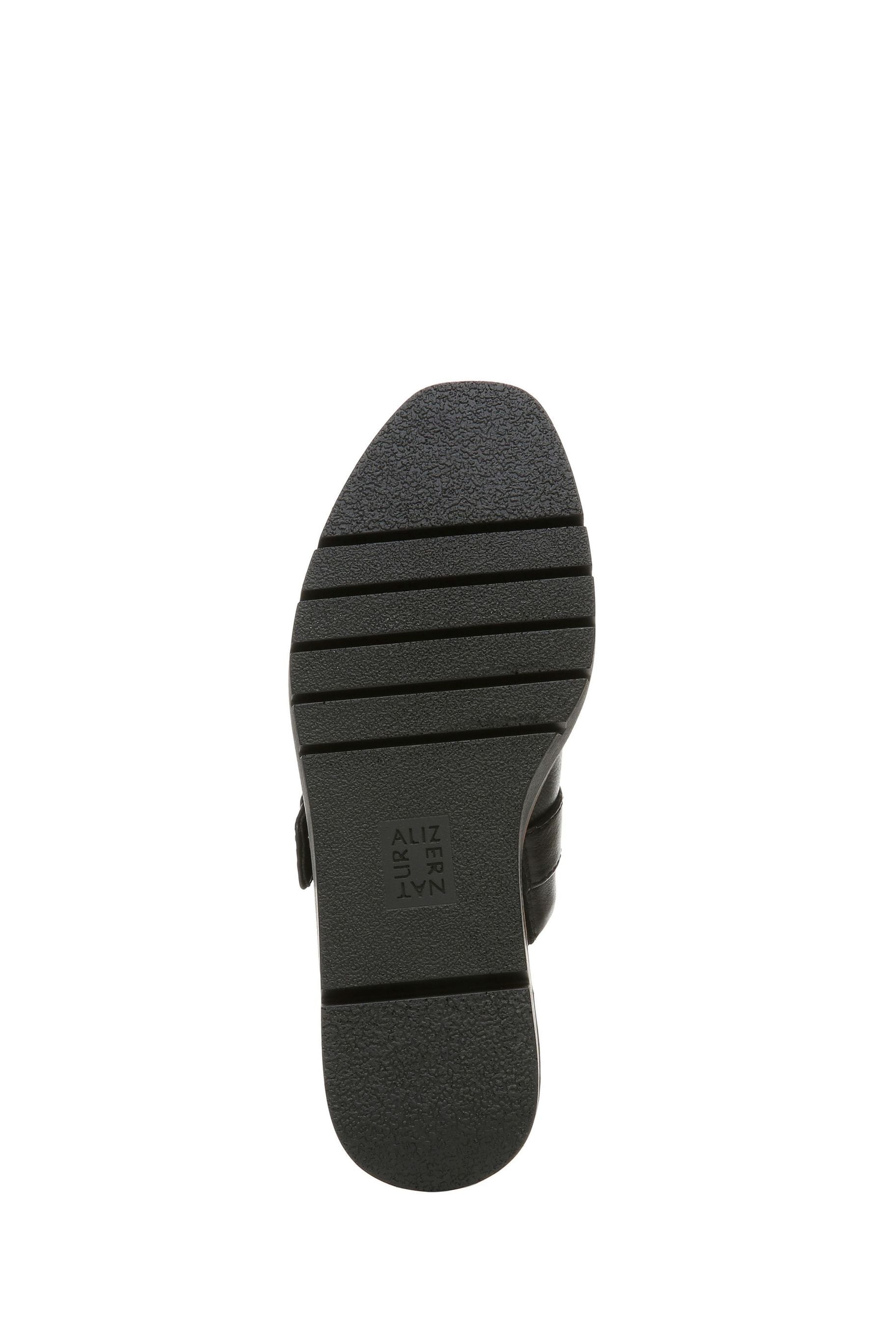 Naturalizer black mules top