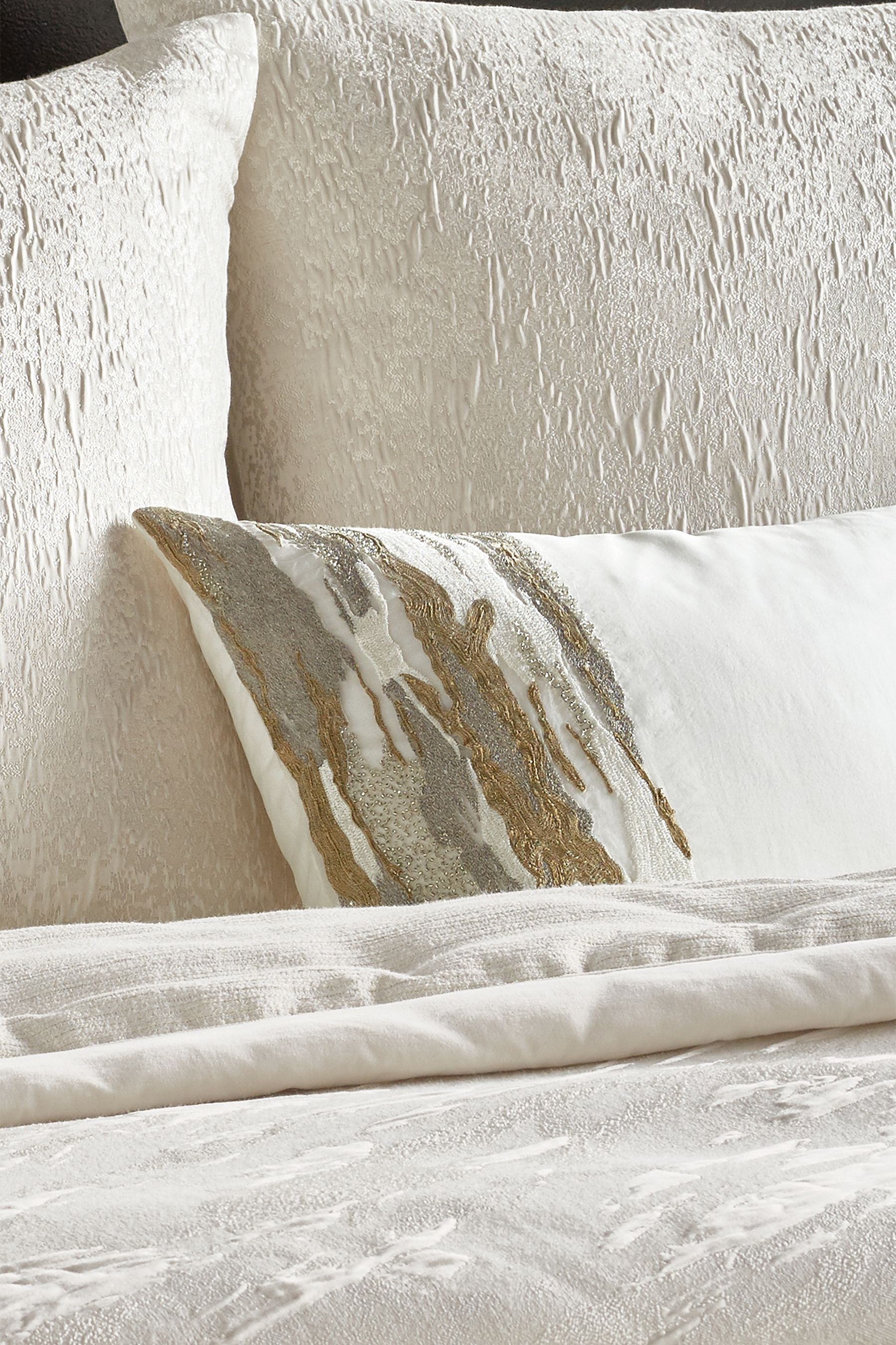 Donna hotsell karan pillows