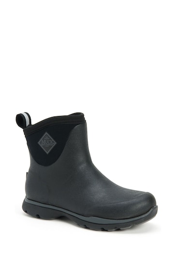 Muck Boots Arctic Excursion Black Ankle Wellies