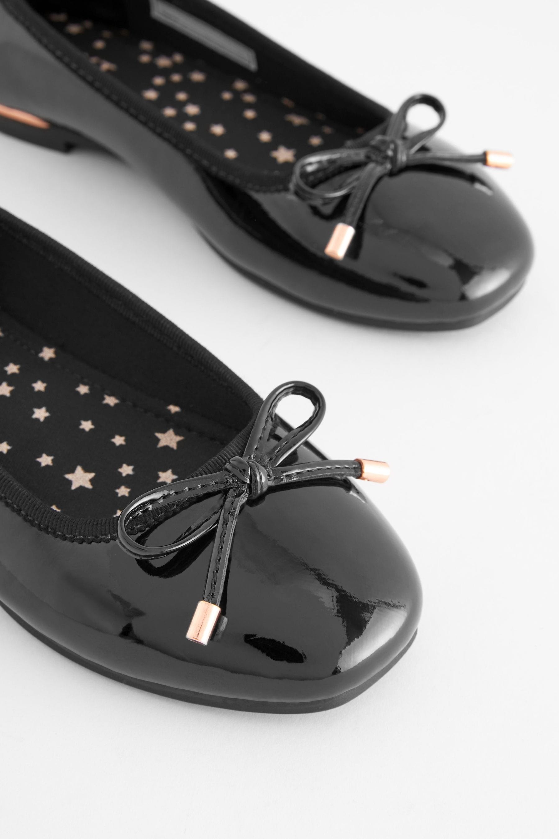 Next black flats top