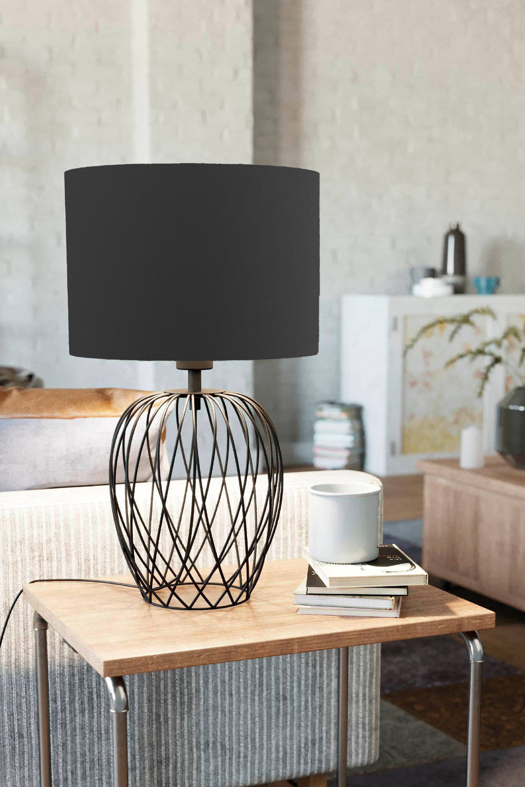 Wire base shop table lamp