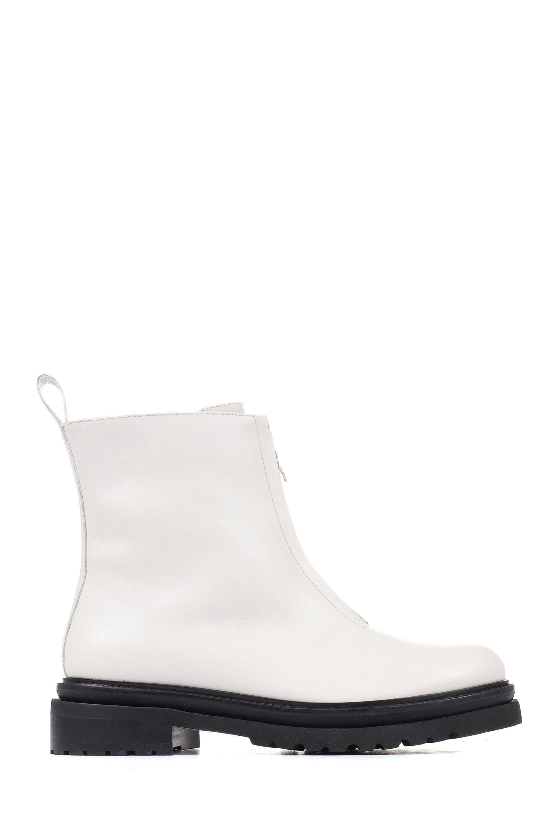Jones Bootmaker Lanie White Zip Up Chunky Boots
