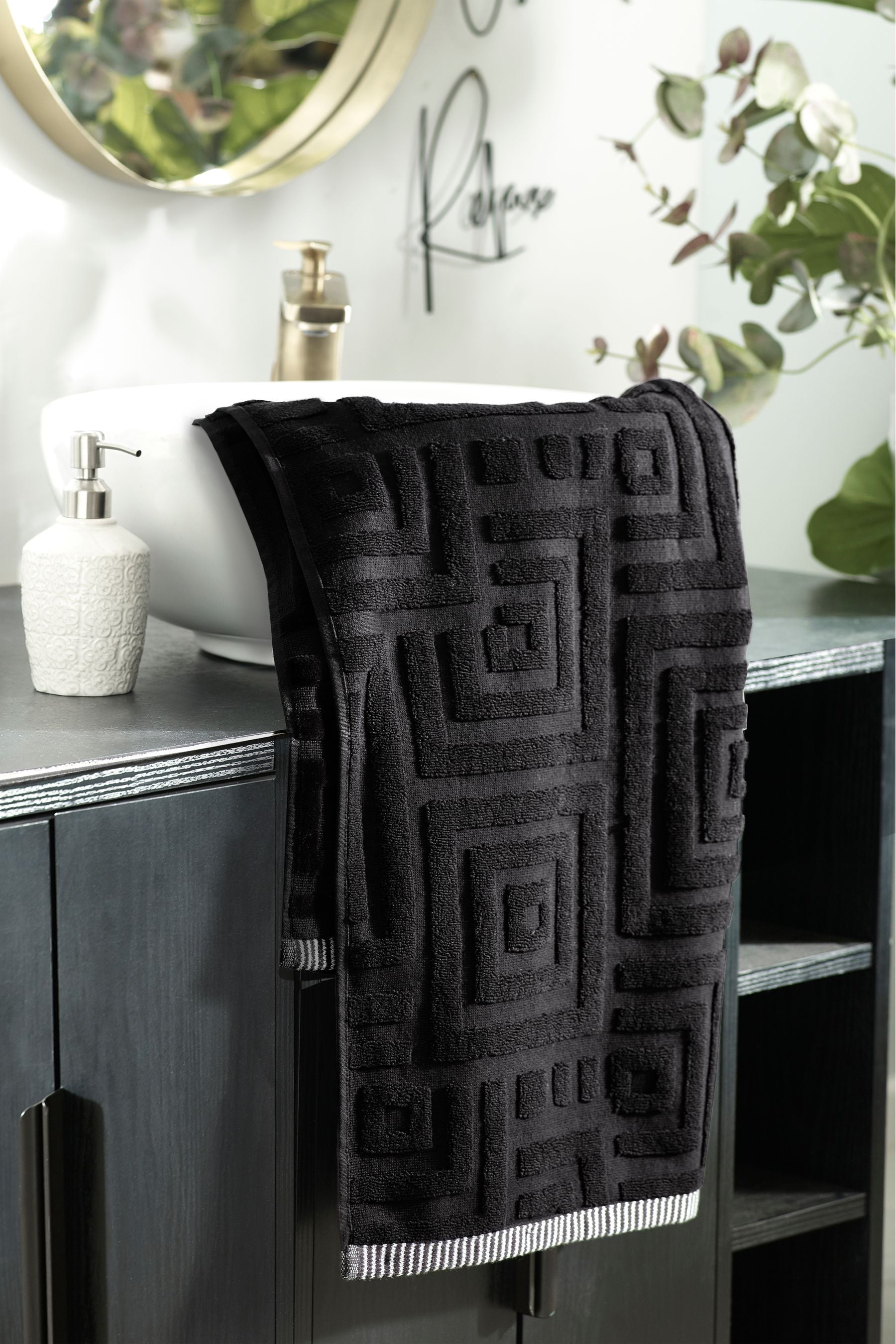 Black and outlet grey towels