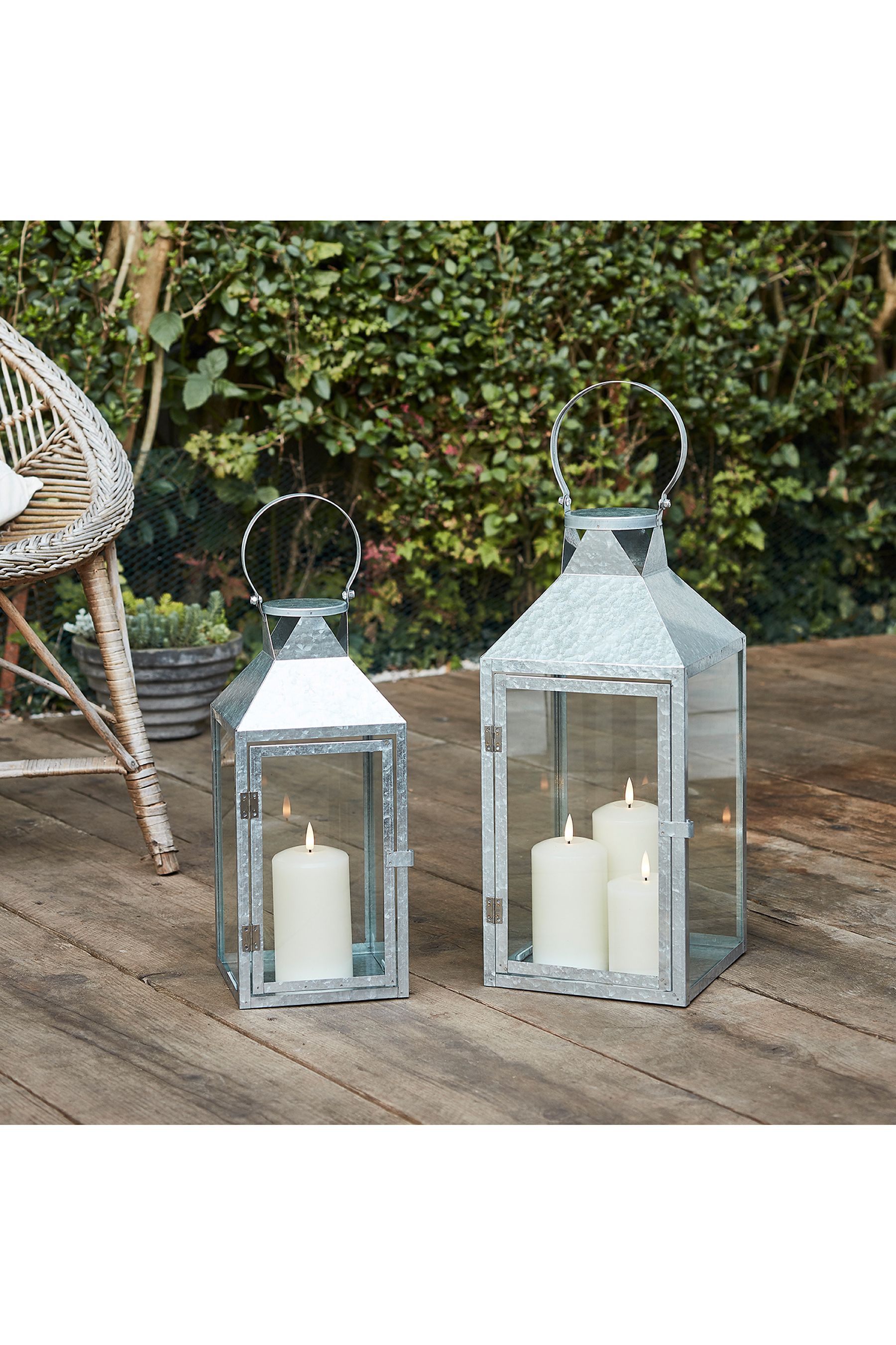 Metal outdoor lanterns top
