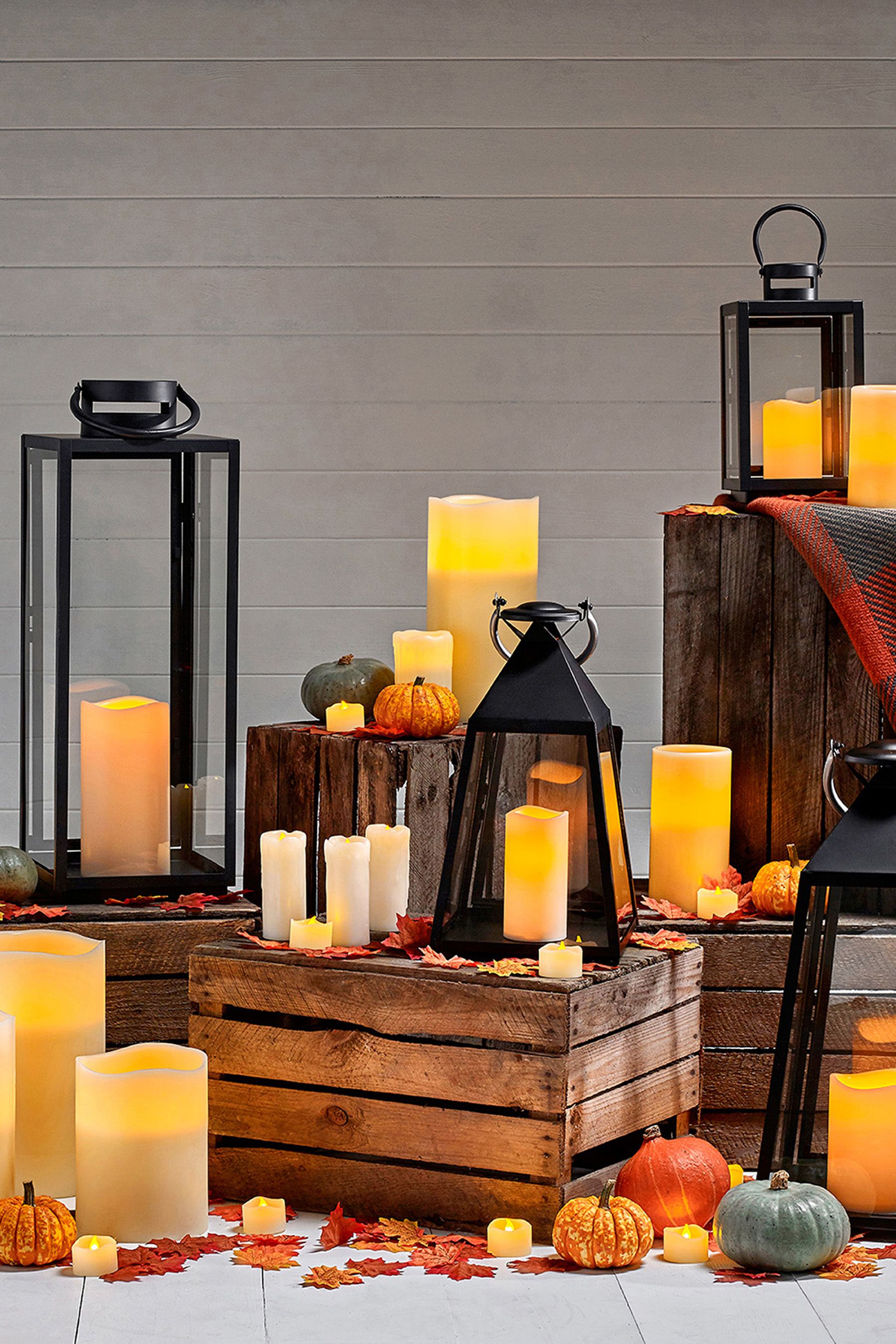 Outdoor battery store candle lanterns