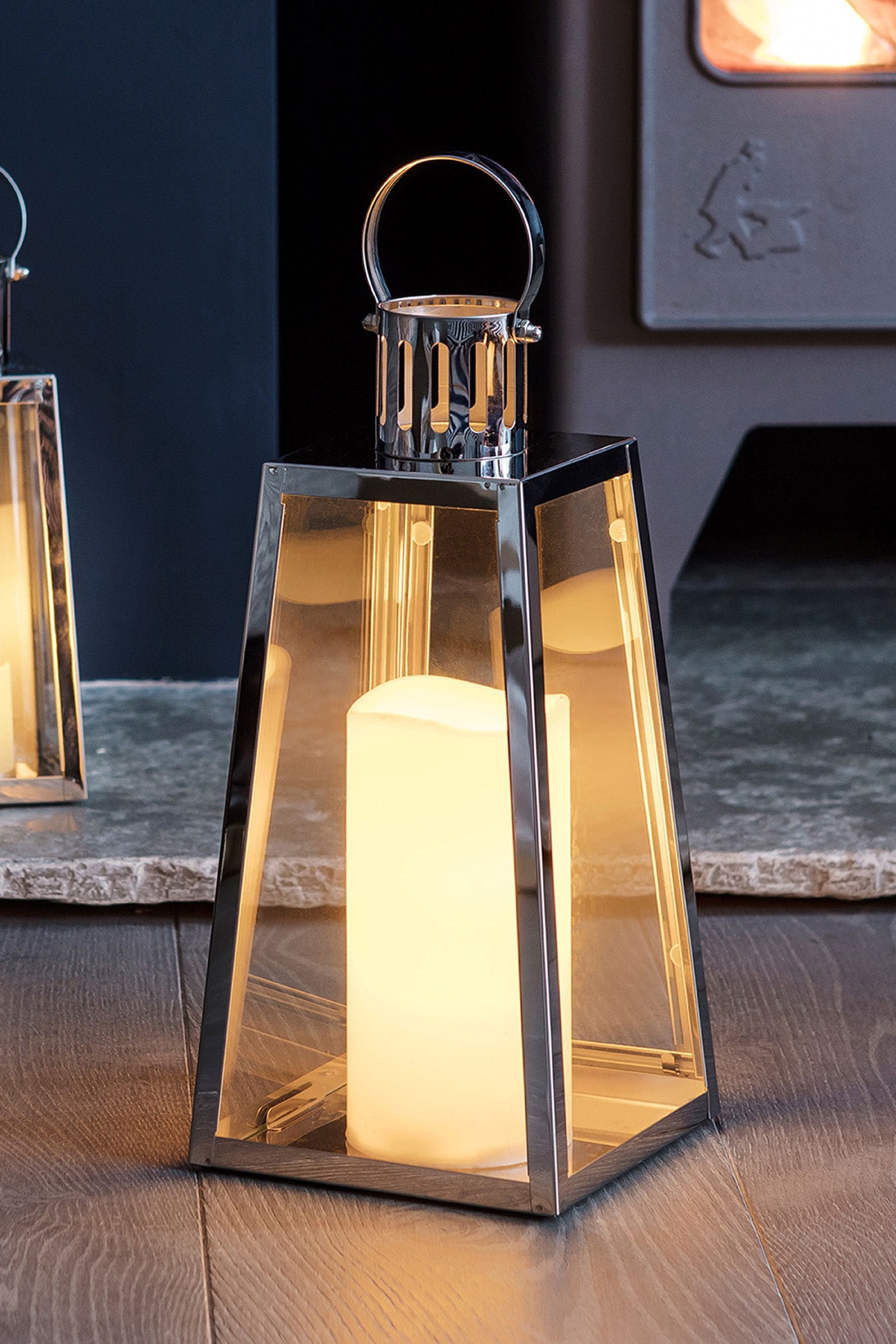 Indoor lanterns discount with lights