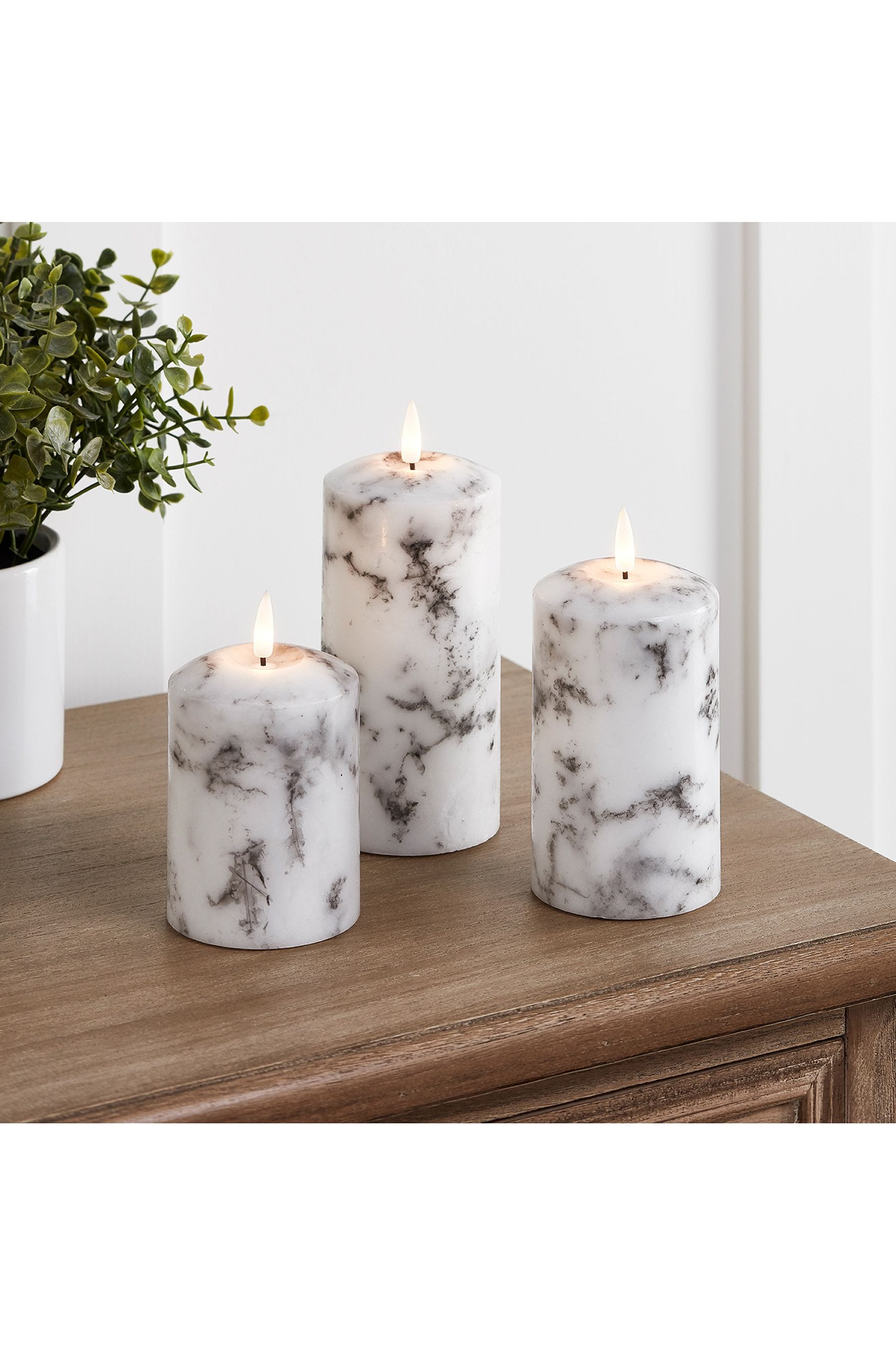 Truglow led online pillar candle