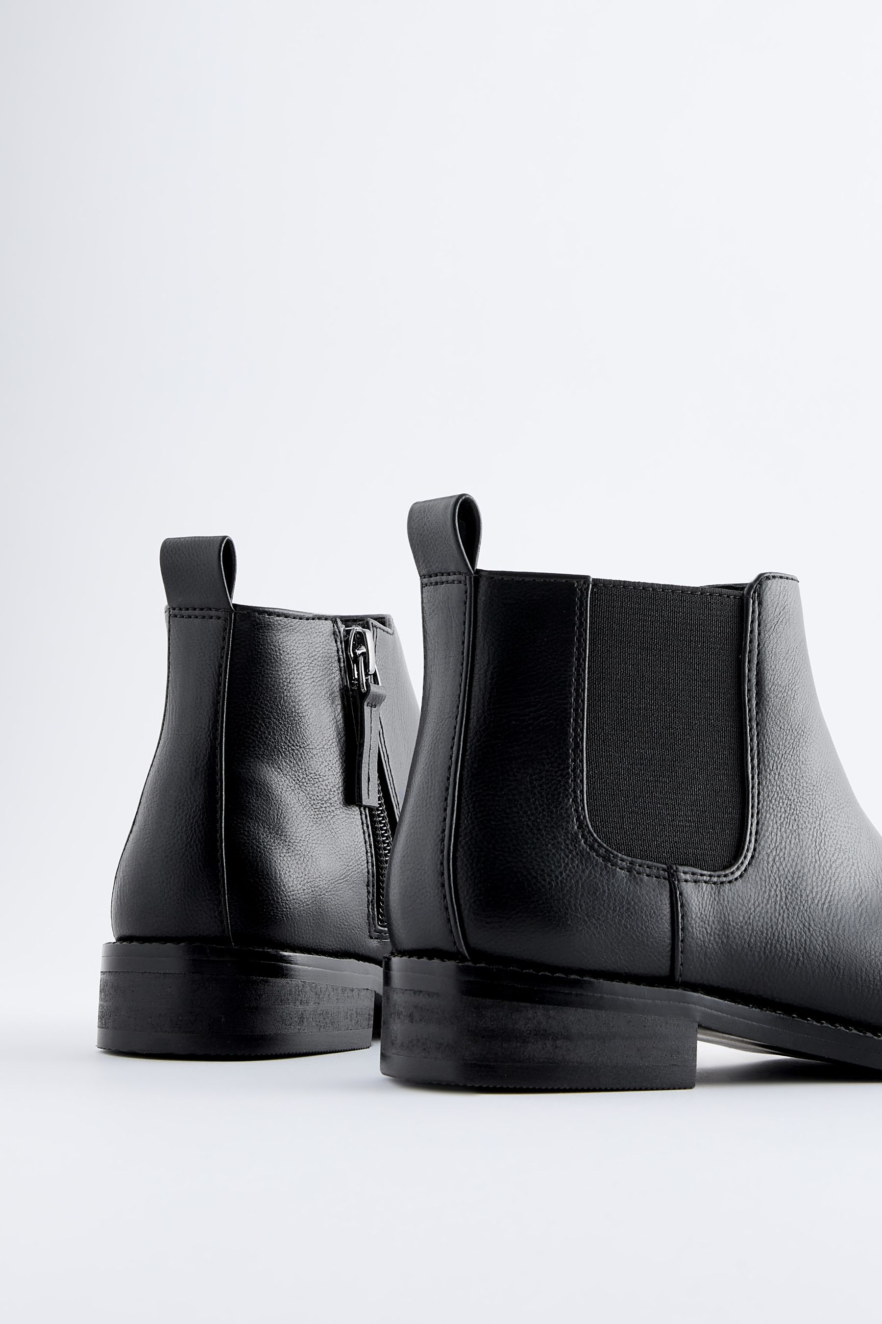 Black Standard Fit F Low Chelsea Boots