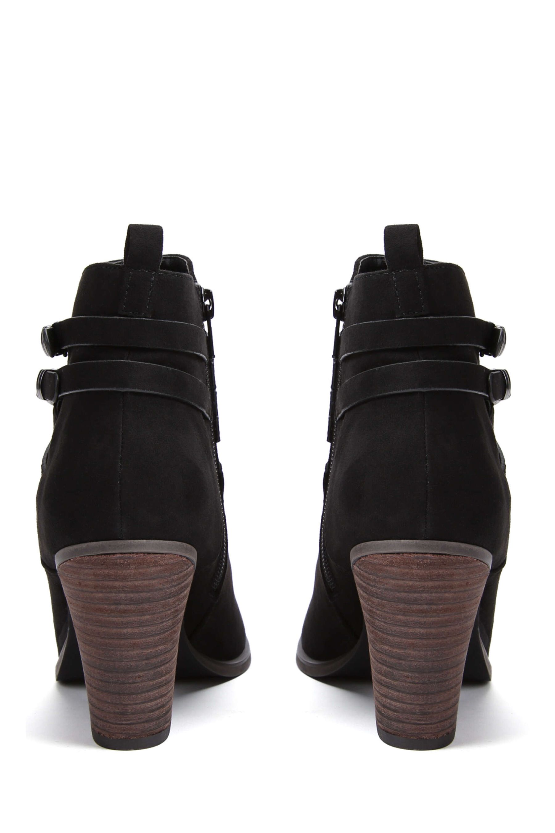 Kurt geiger cheap spike boots