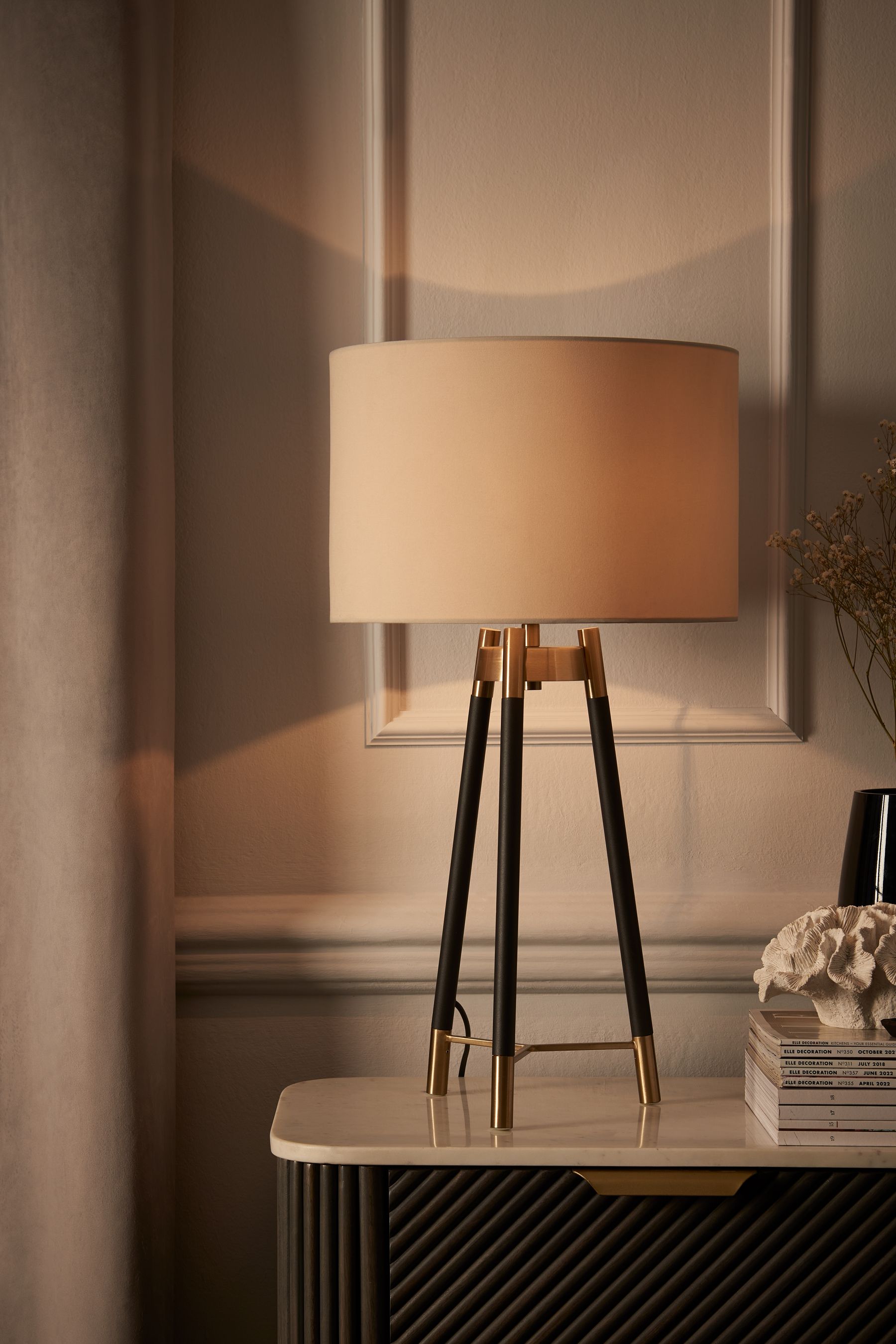 Delavan table hot sale lamp