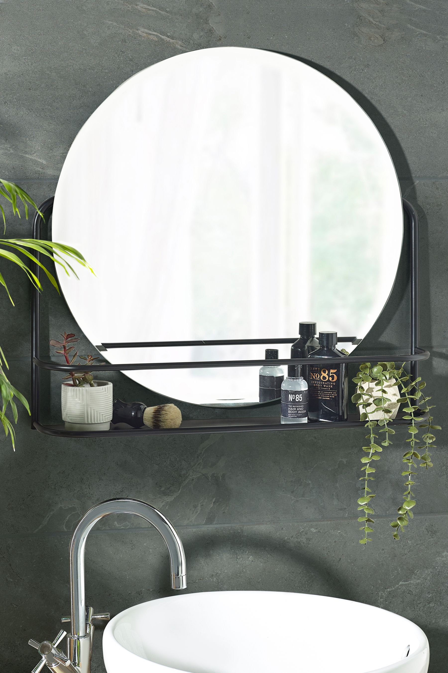 Black mirror outlet with shelf