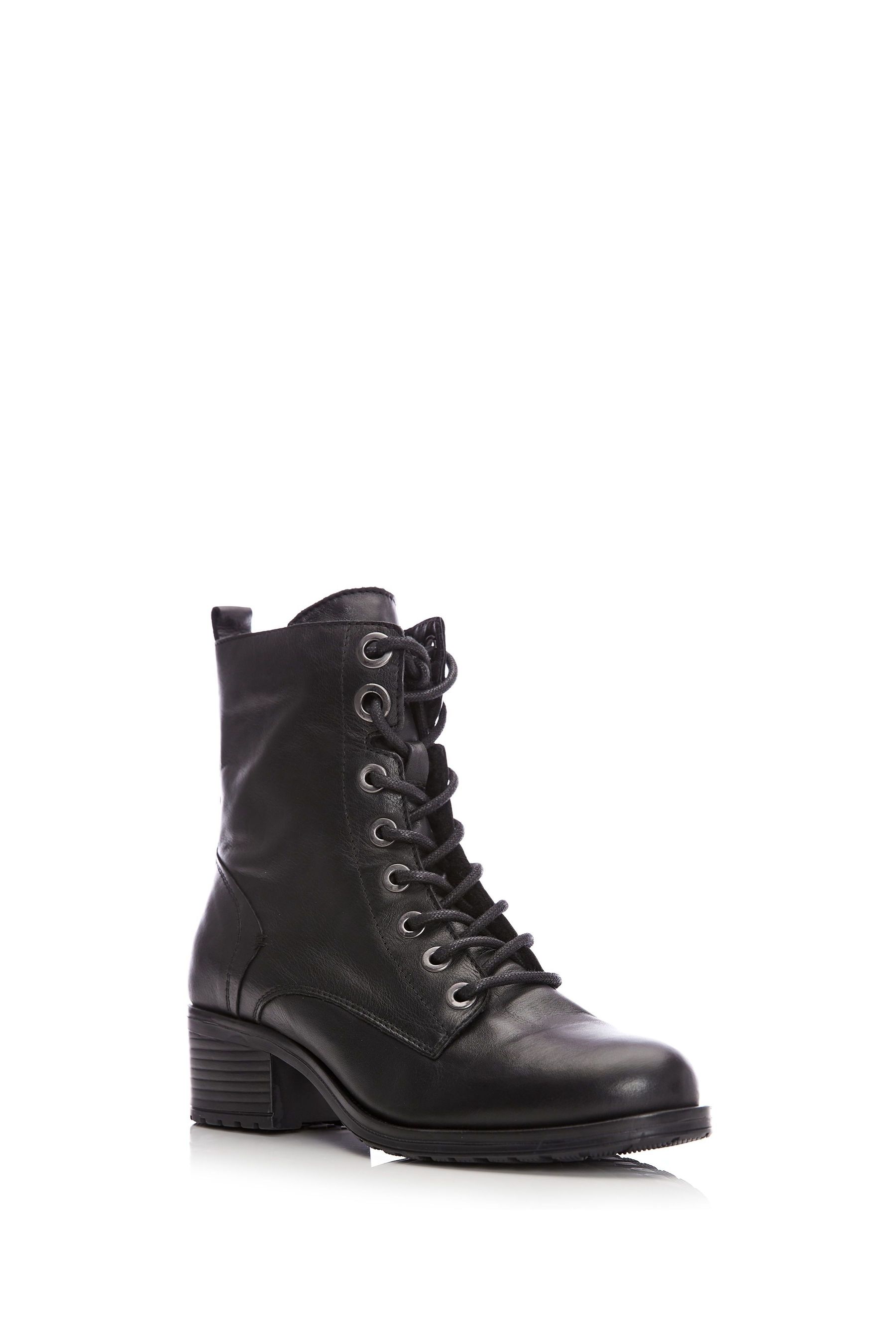 Moda in pelle shop tan ankle boots