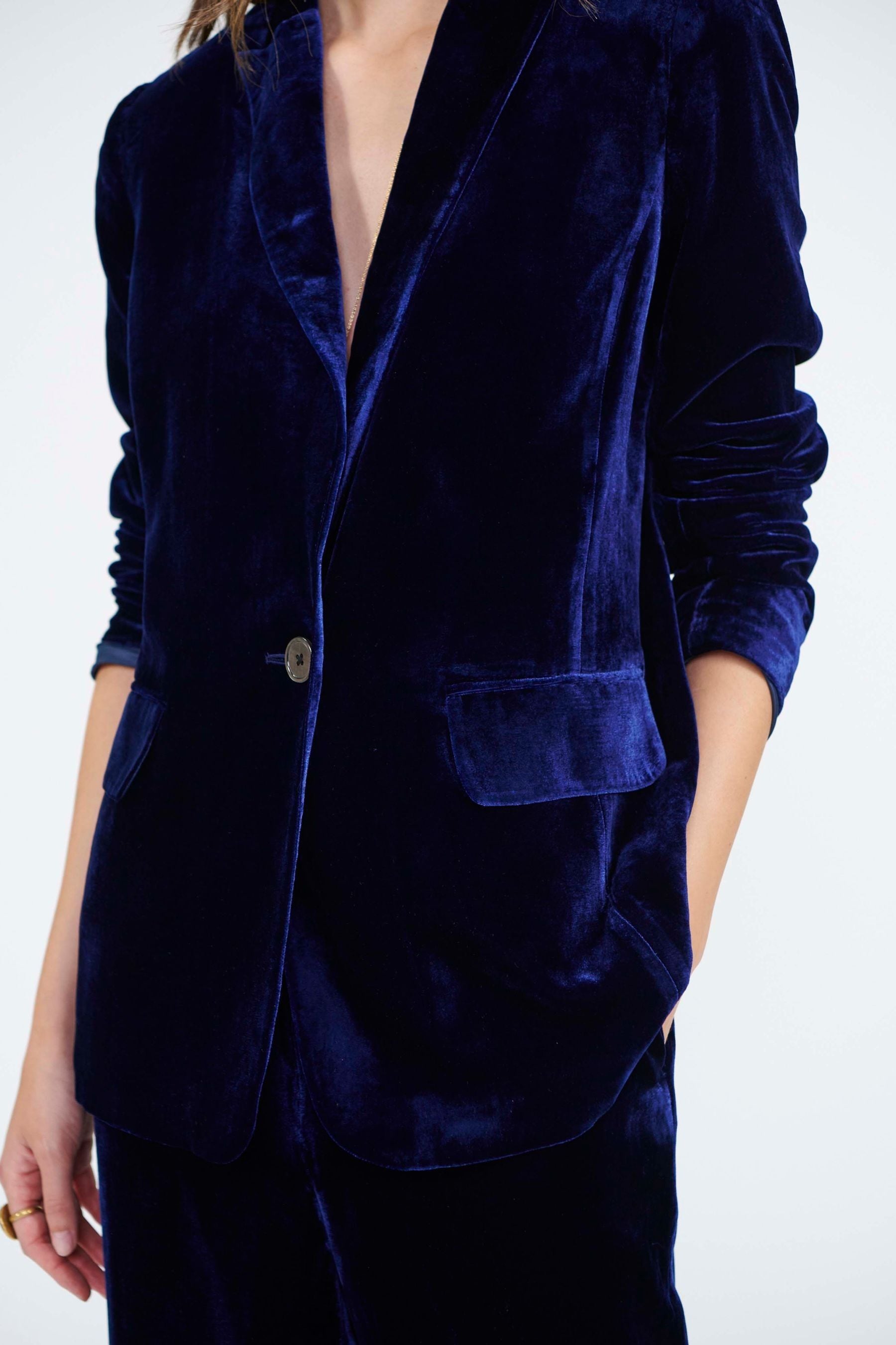 Ladies blue online velvet jacket