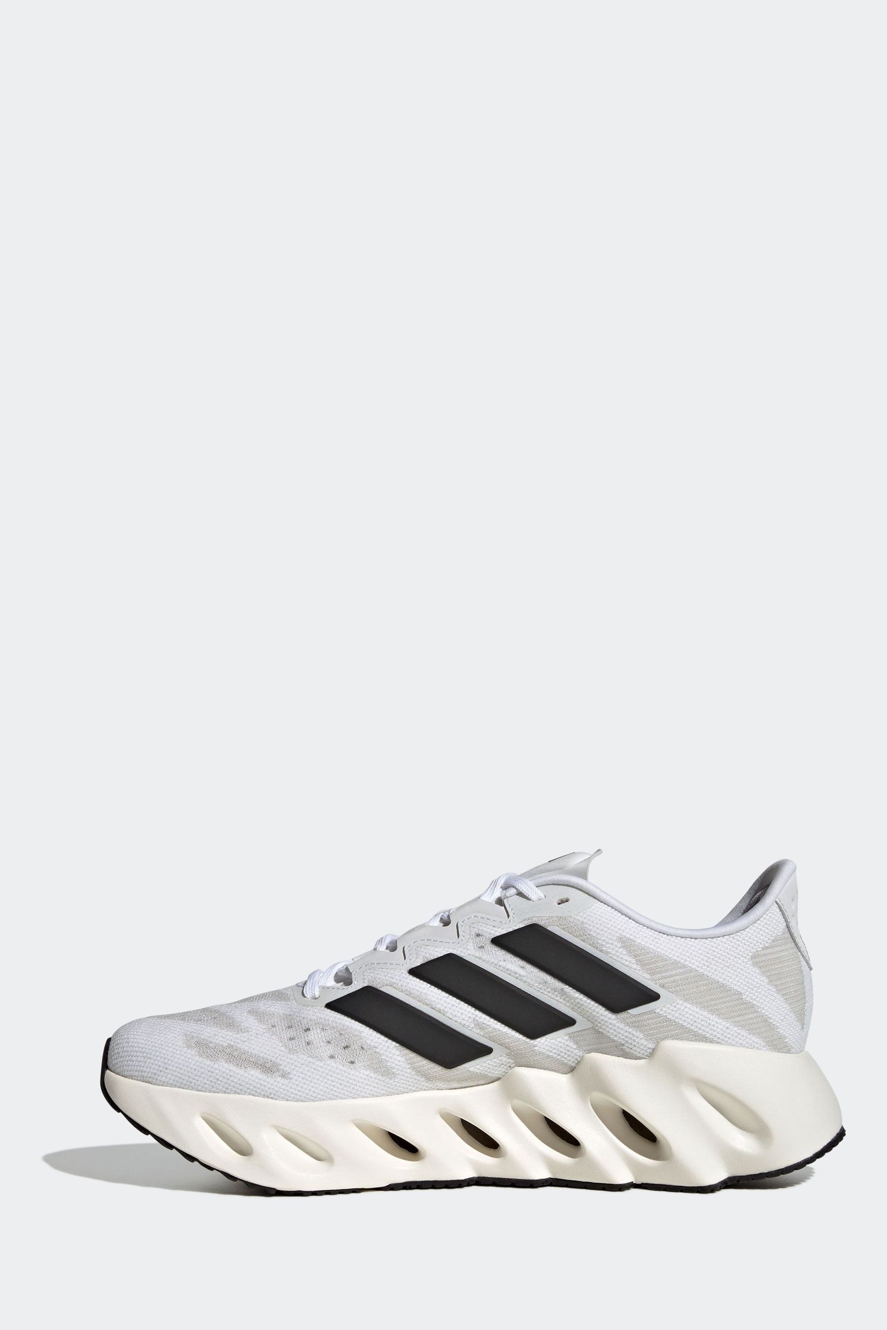Tenis adidas deals masculino performance
