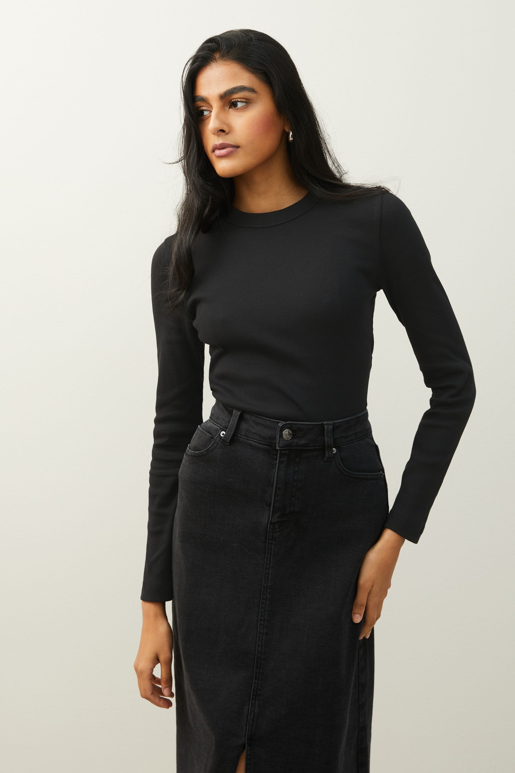 Black Long Sleeve Ribbed Crew Neck Top