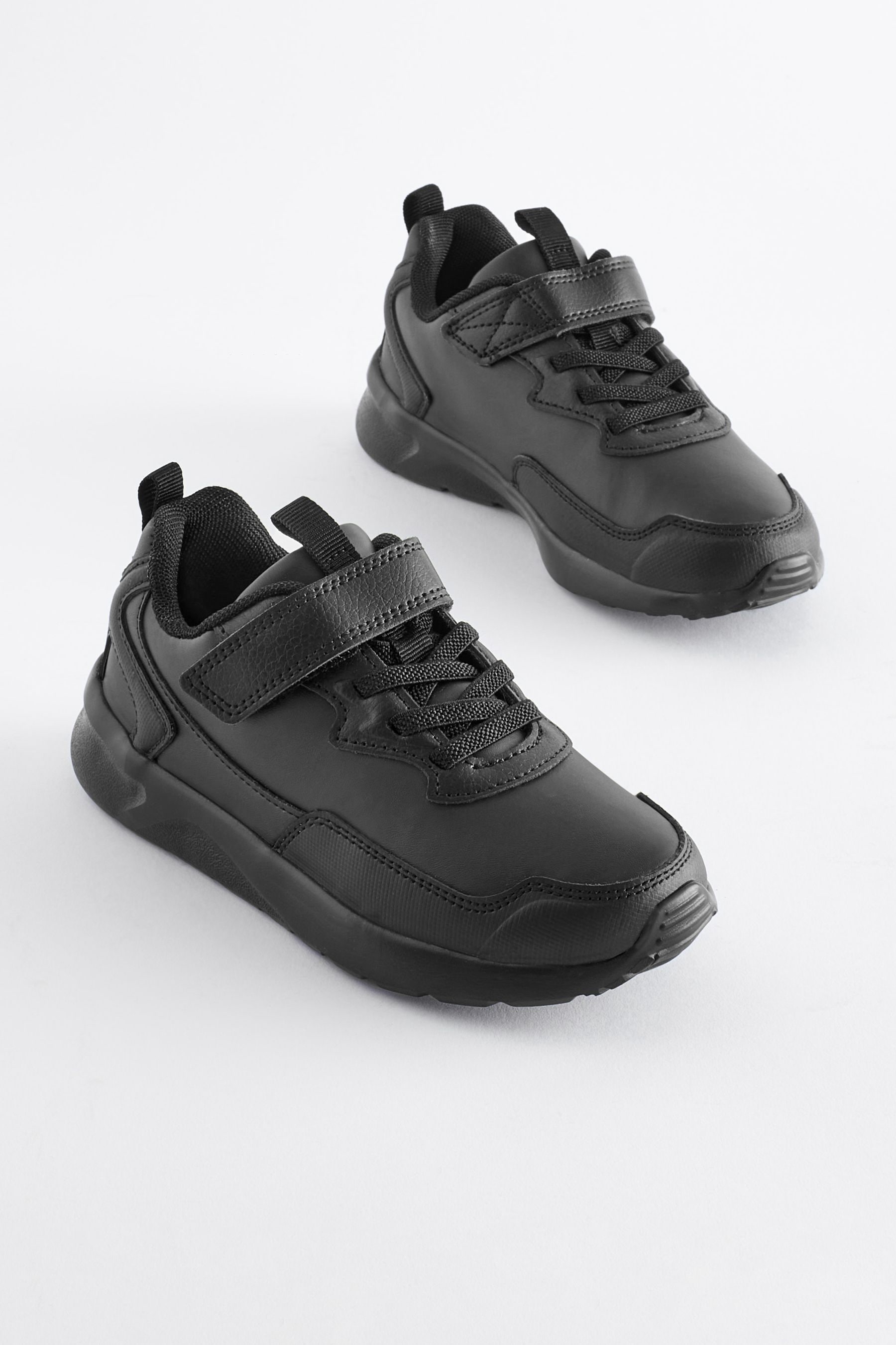 Boys wide trainers outlet
