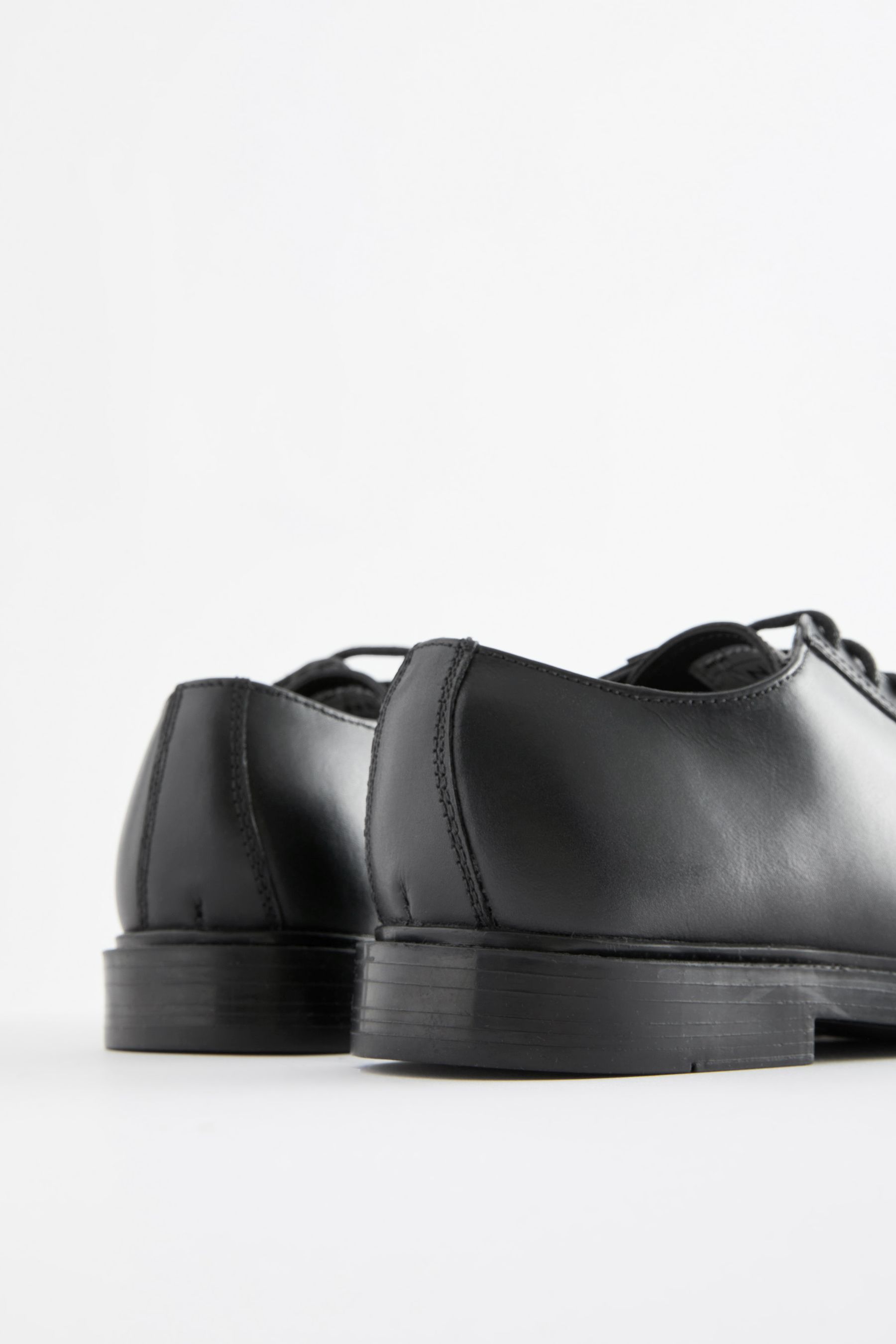 Square school clearance shoes