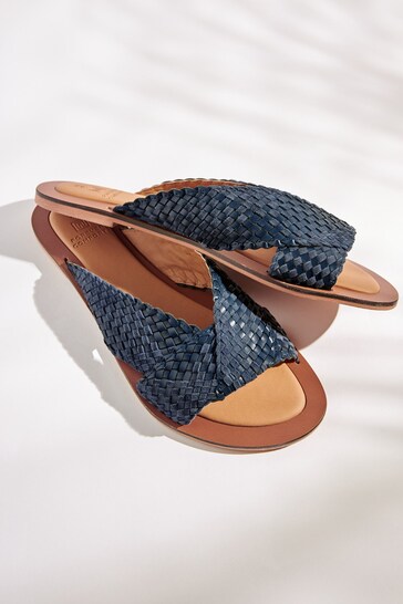 Navy Forever Comfort Woven Leather Flat Twisted Mule Sandals