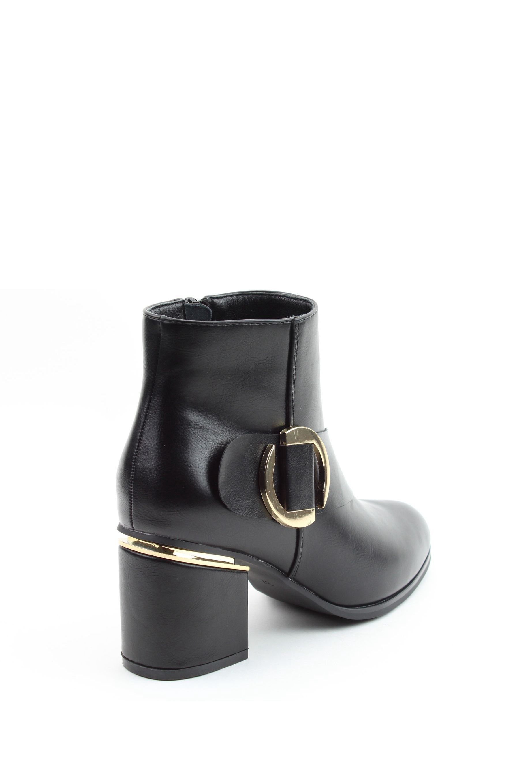 Heavenly feet deals black patent boots