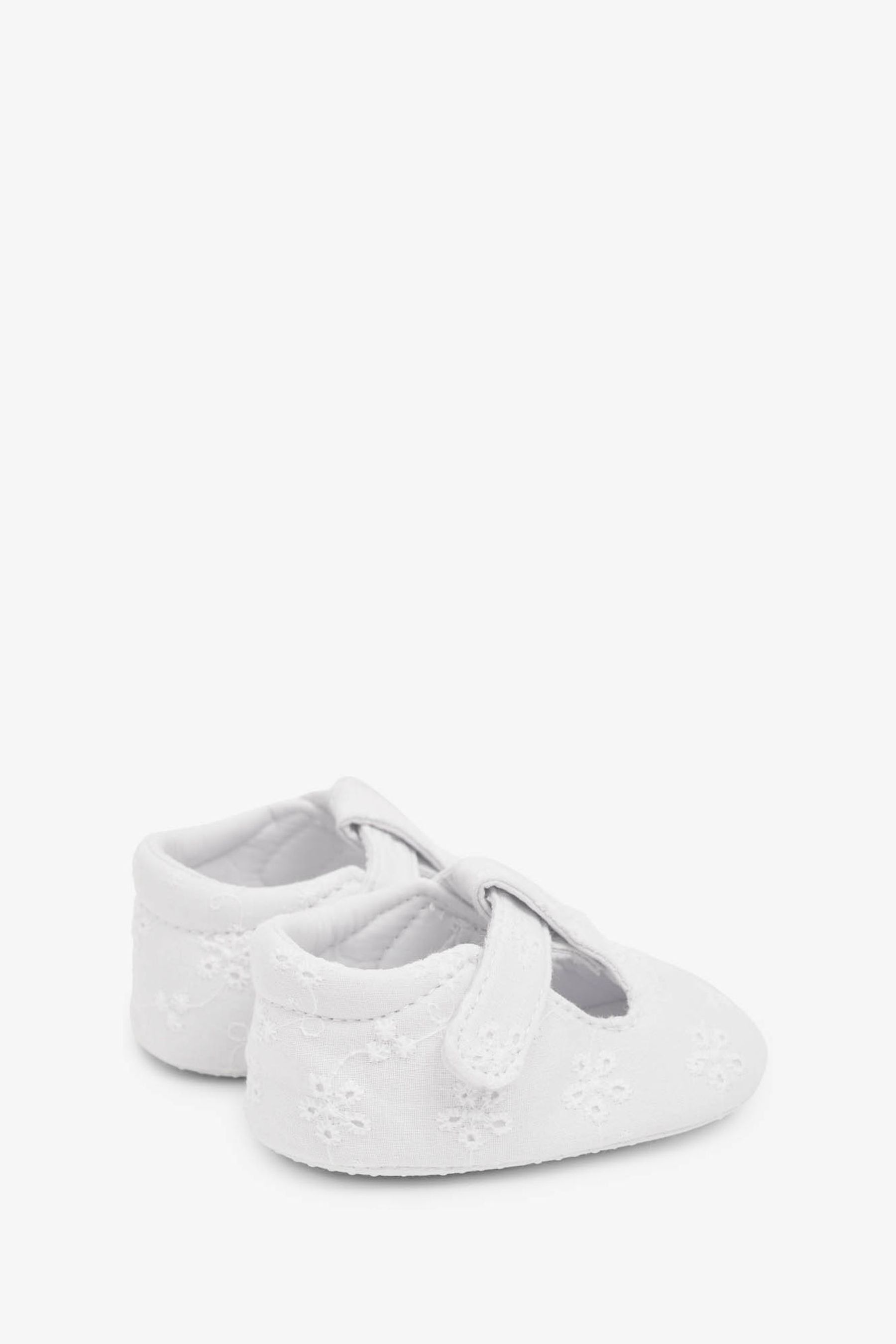 Bebe sales white shoes
