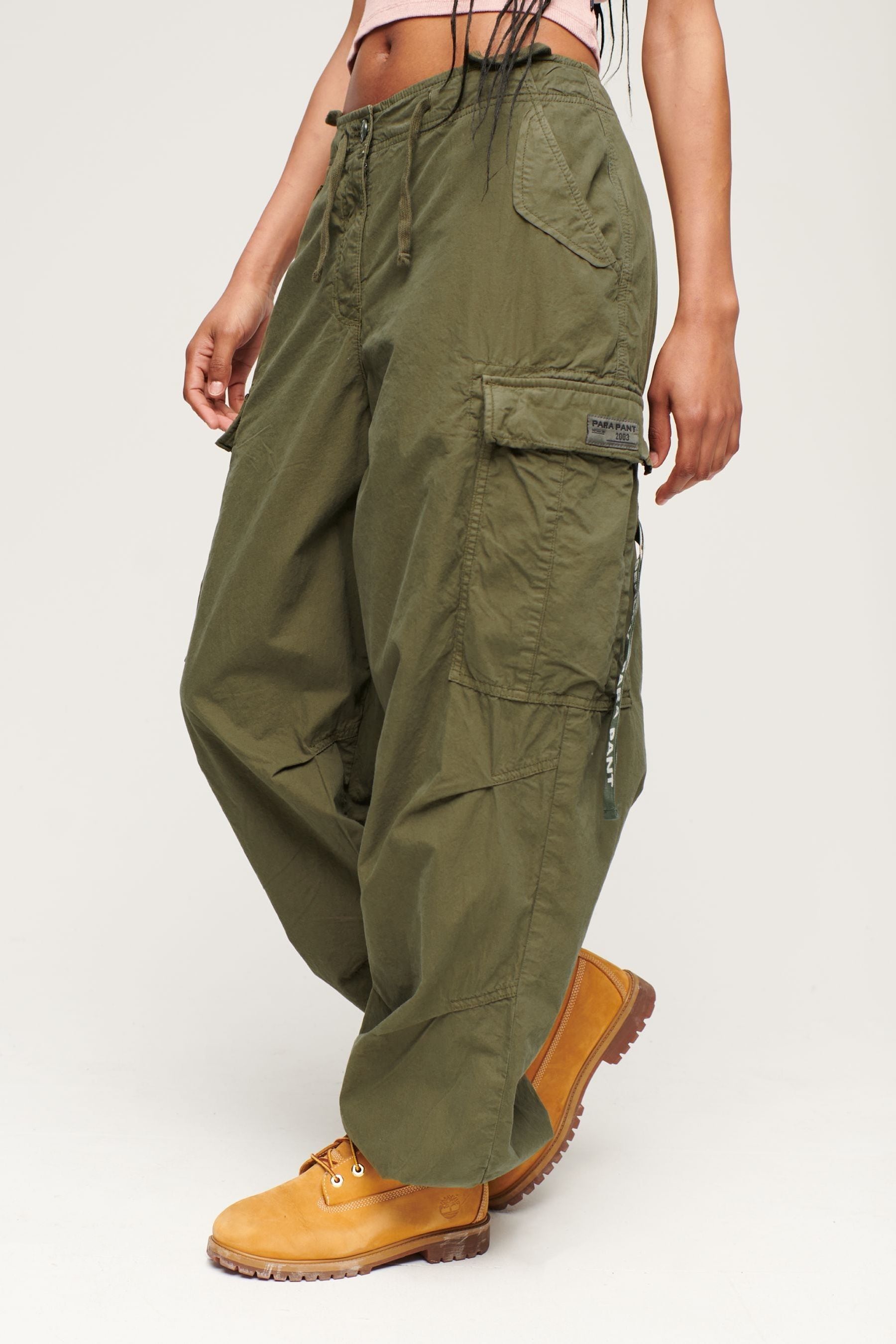 Green outlet baggy trousers