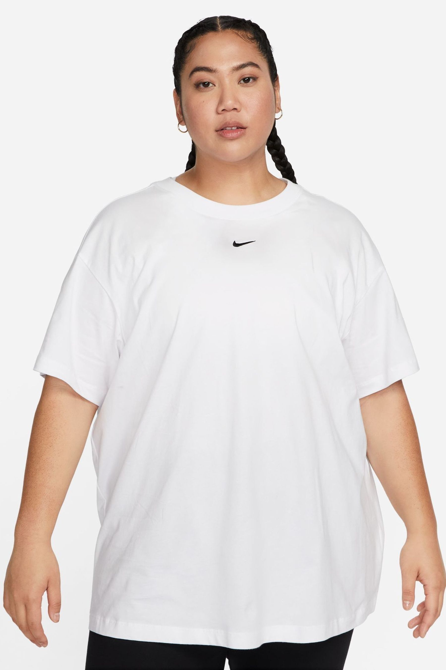 Nike curve t shop shirt