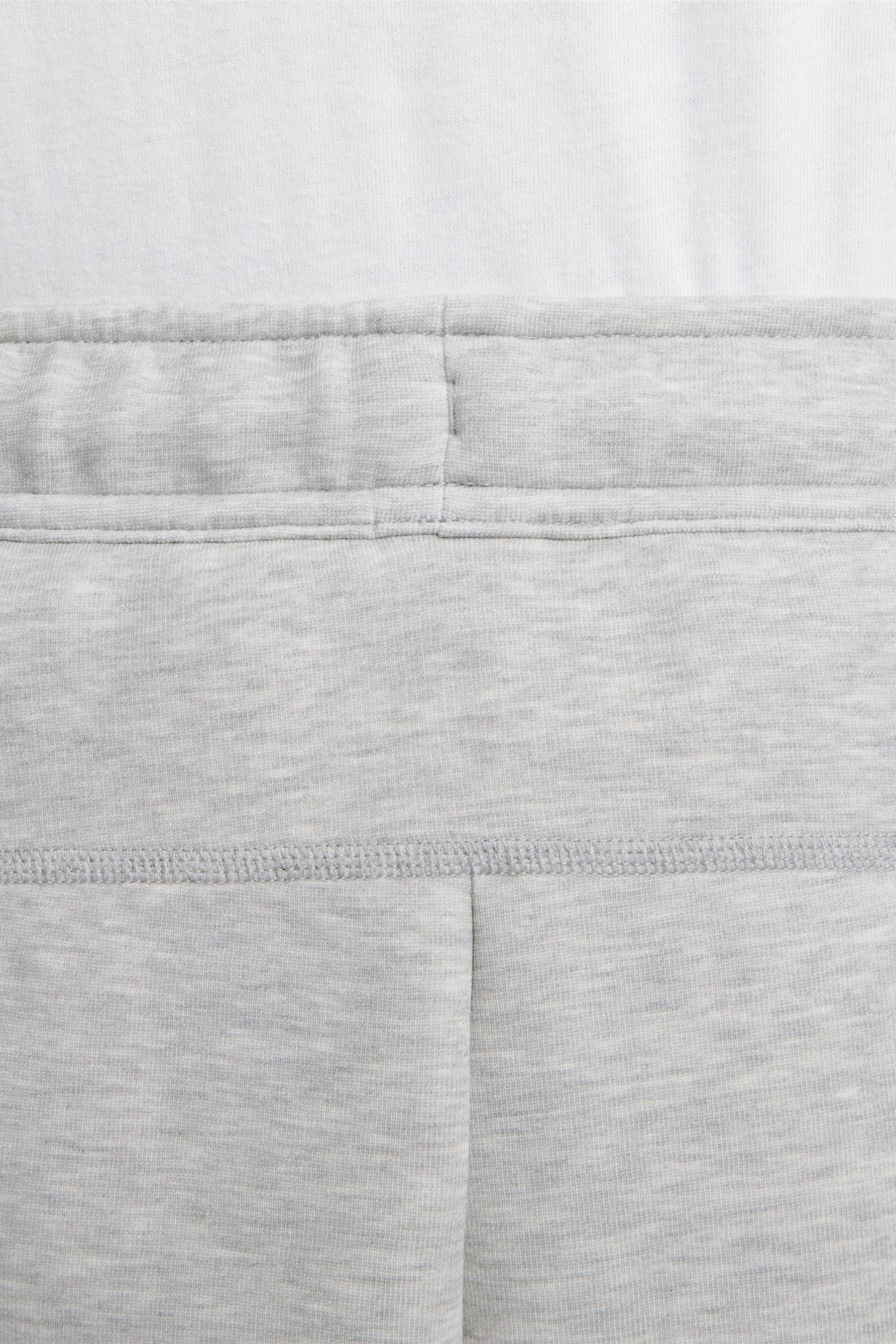 Nike grey fleece joggers new arrivals