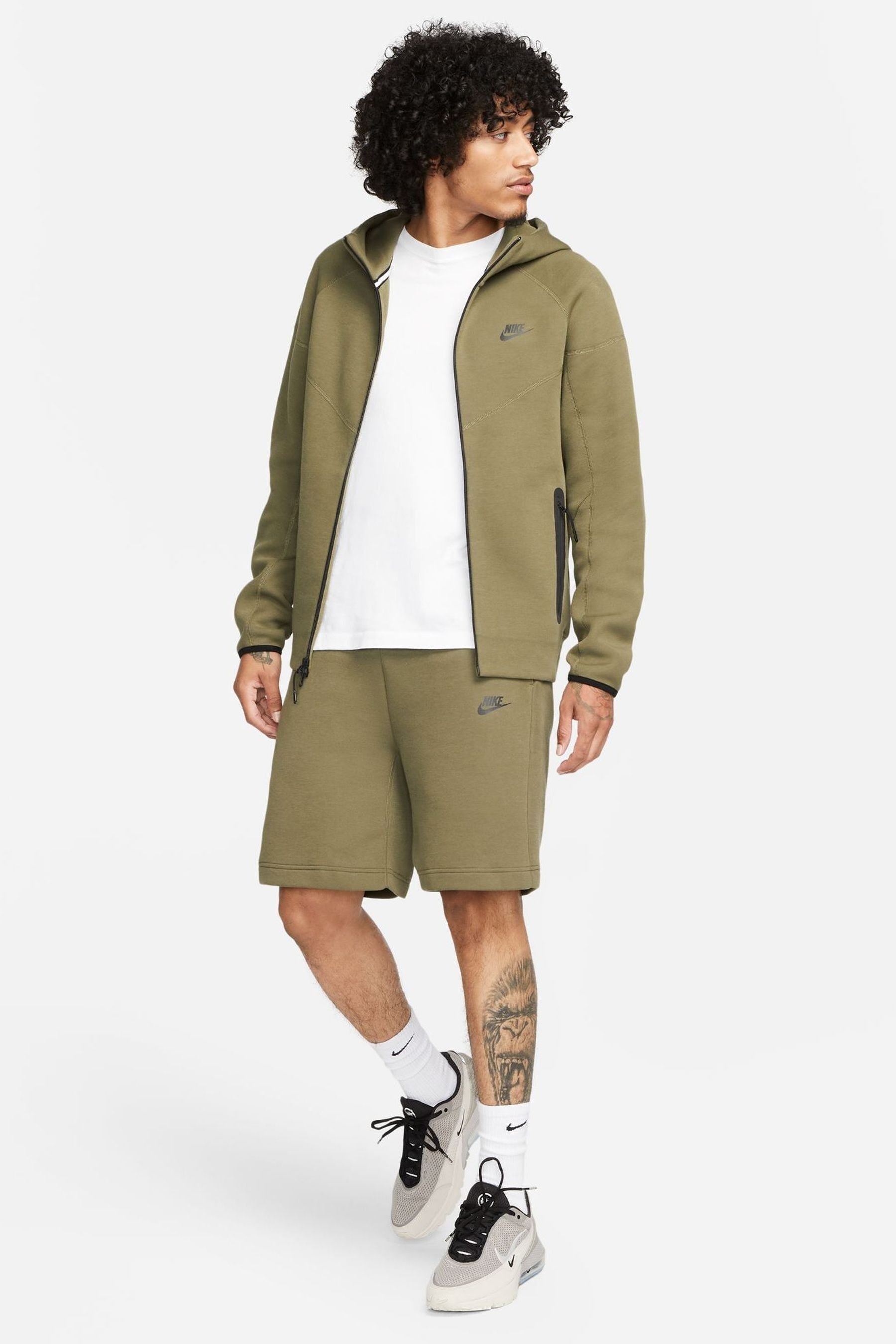 Nike tech on sale fleece olive green