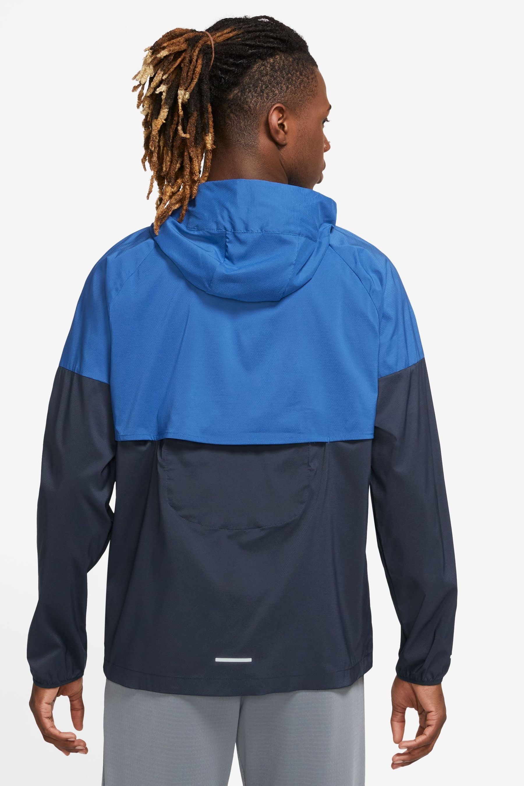 Light blue nike windrunner store