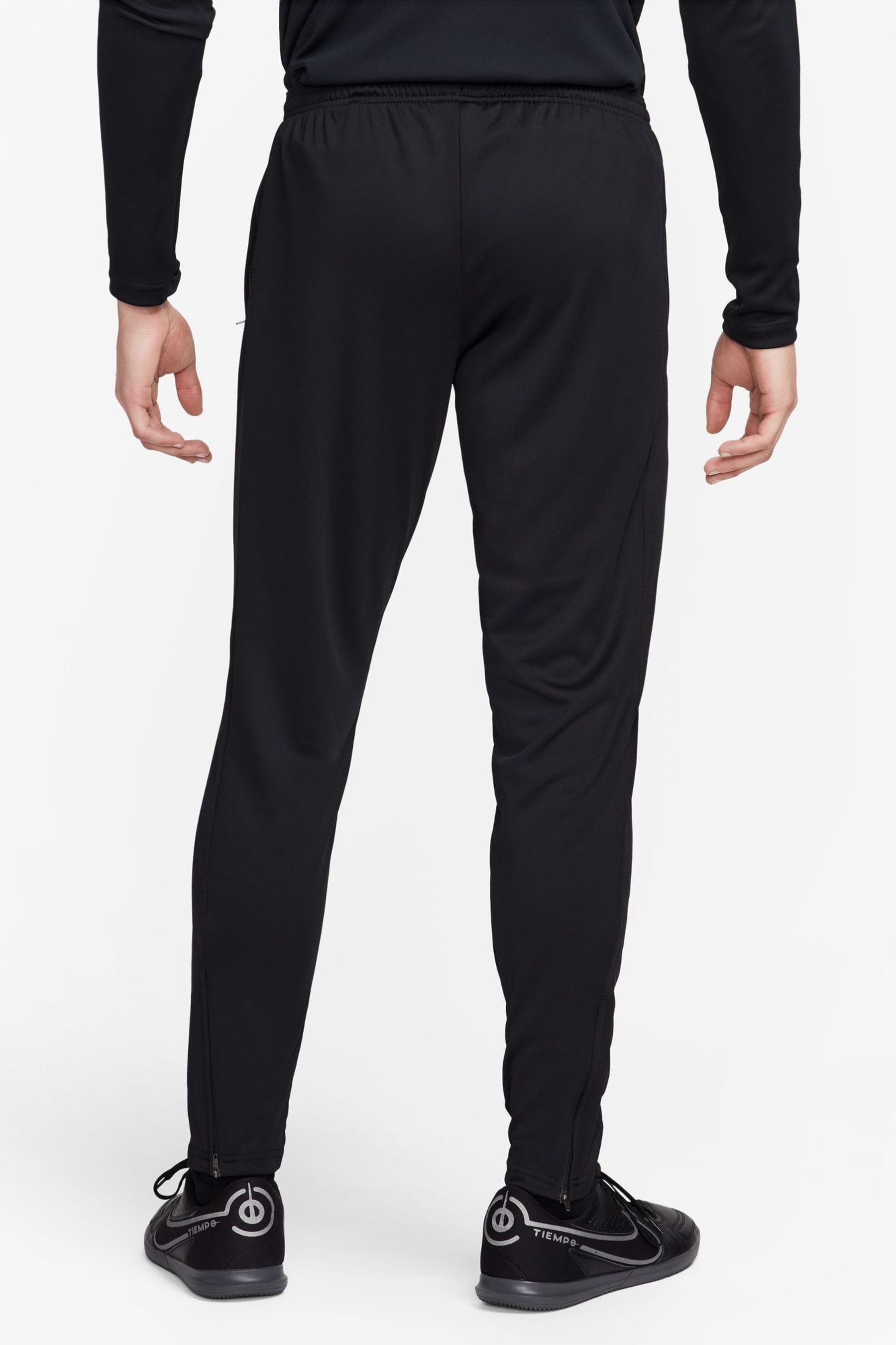 Nike mens joggers dri fit store