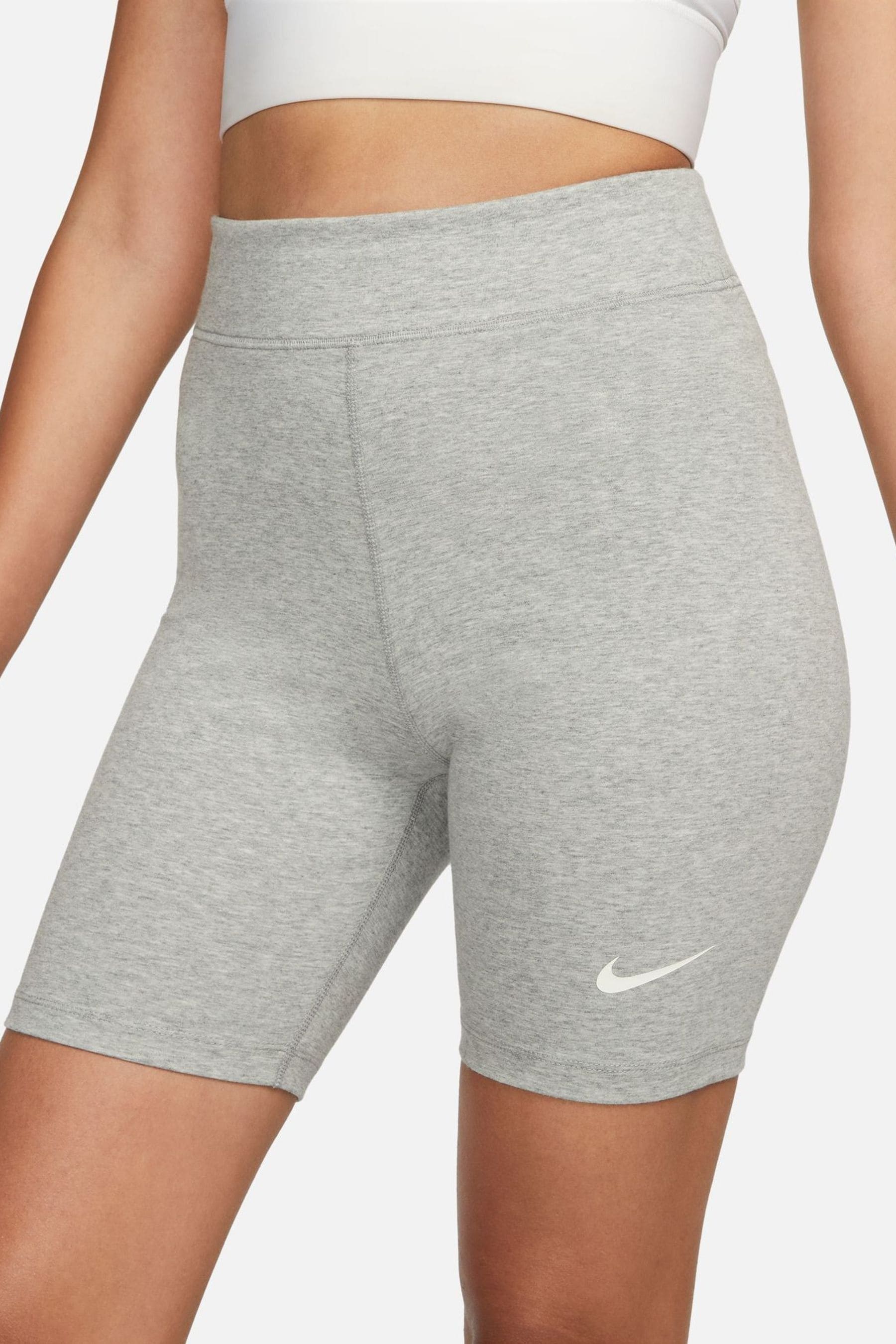 Grey nike sale cycling shorts