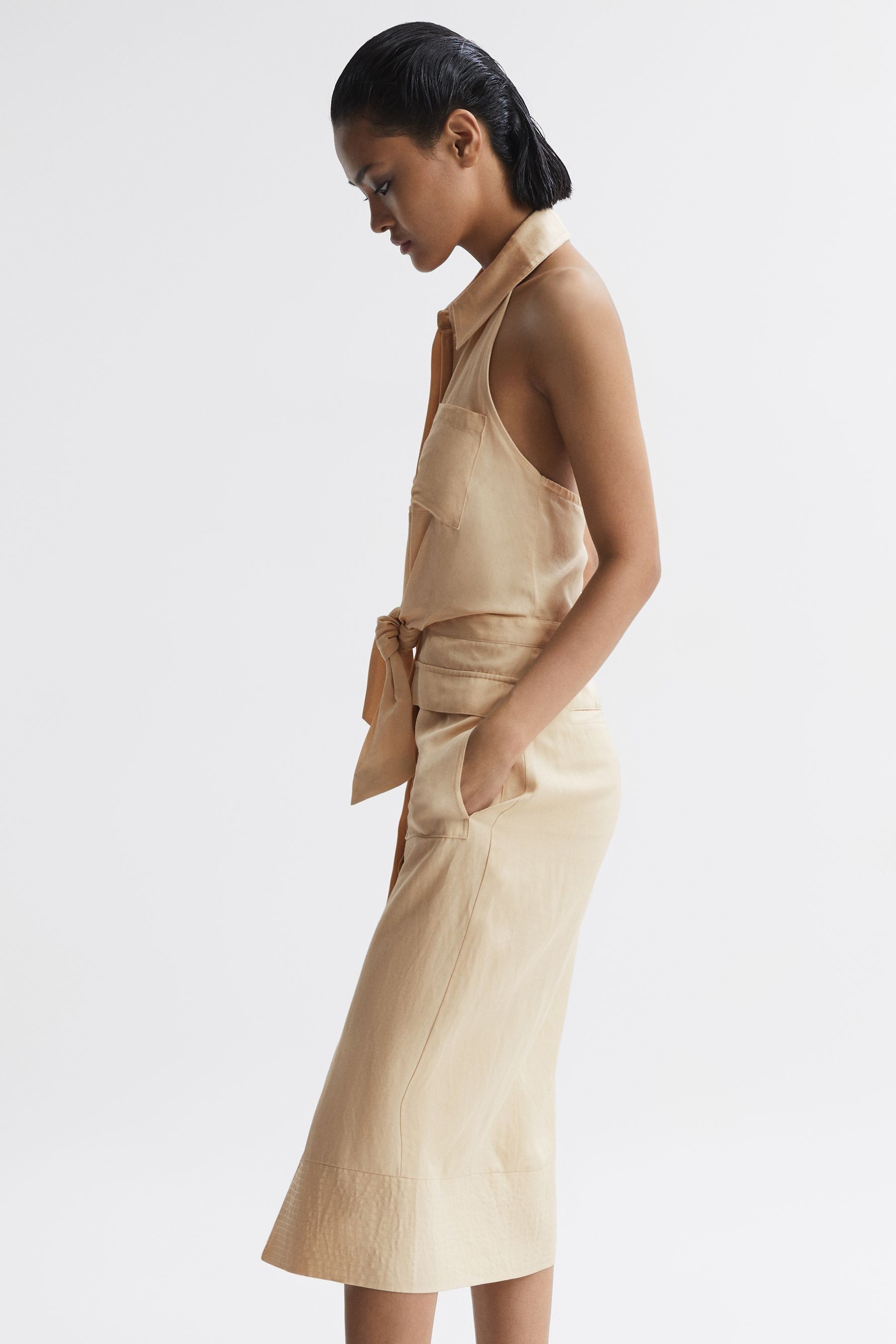 Fitted top linen dress