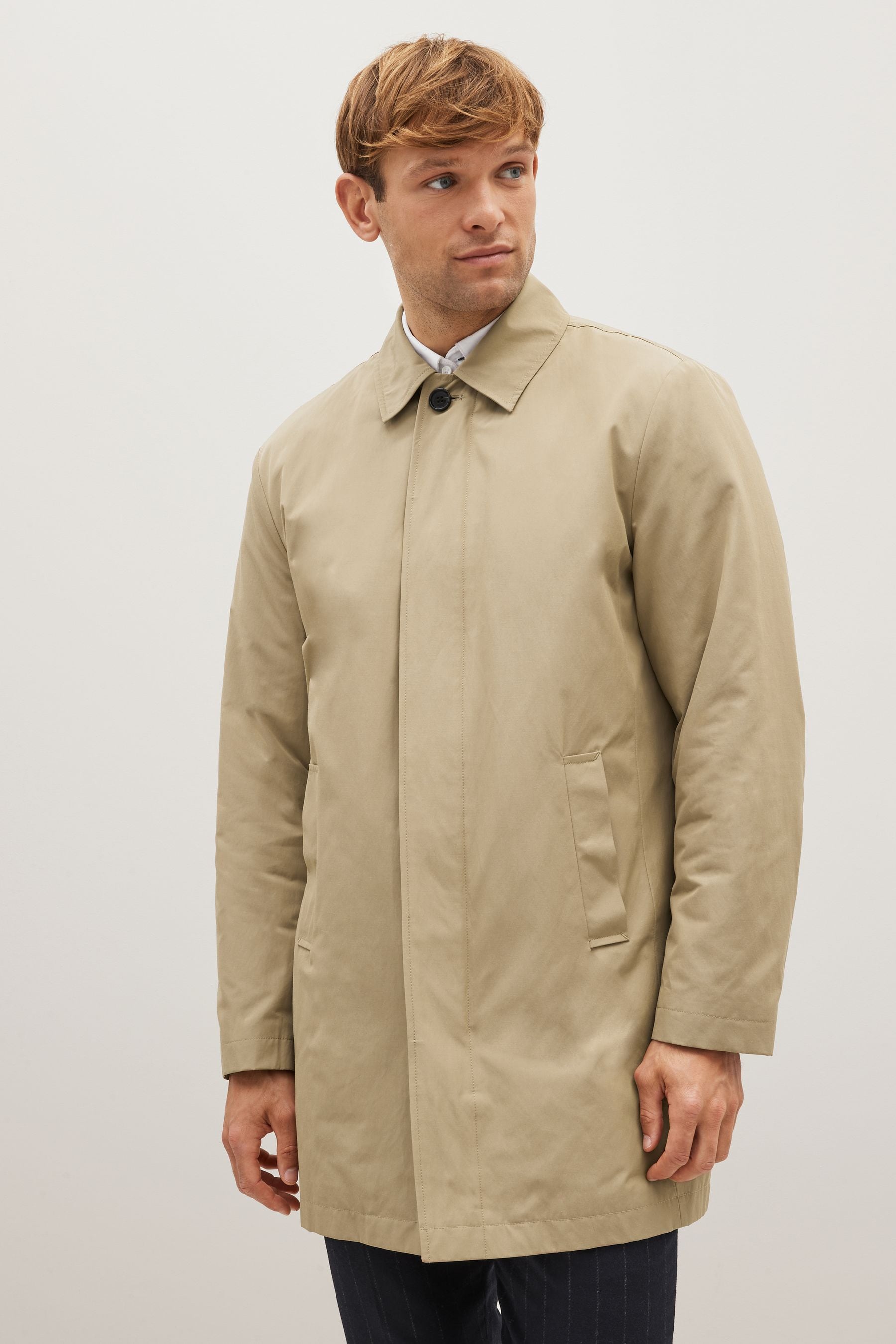 Mens shower resistant top mac